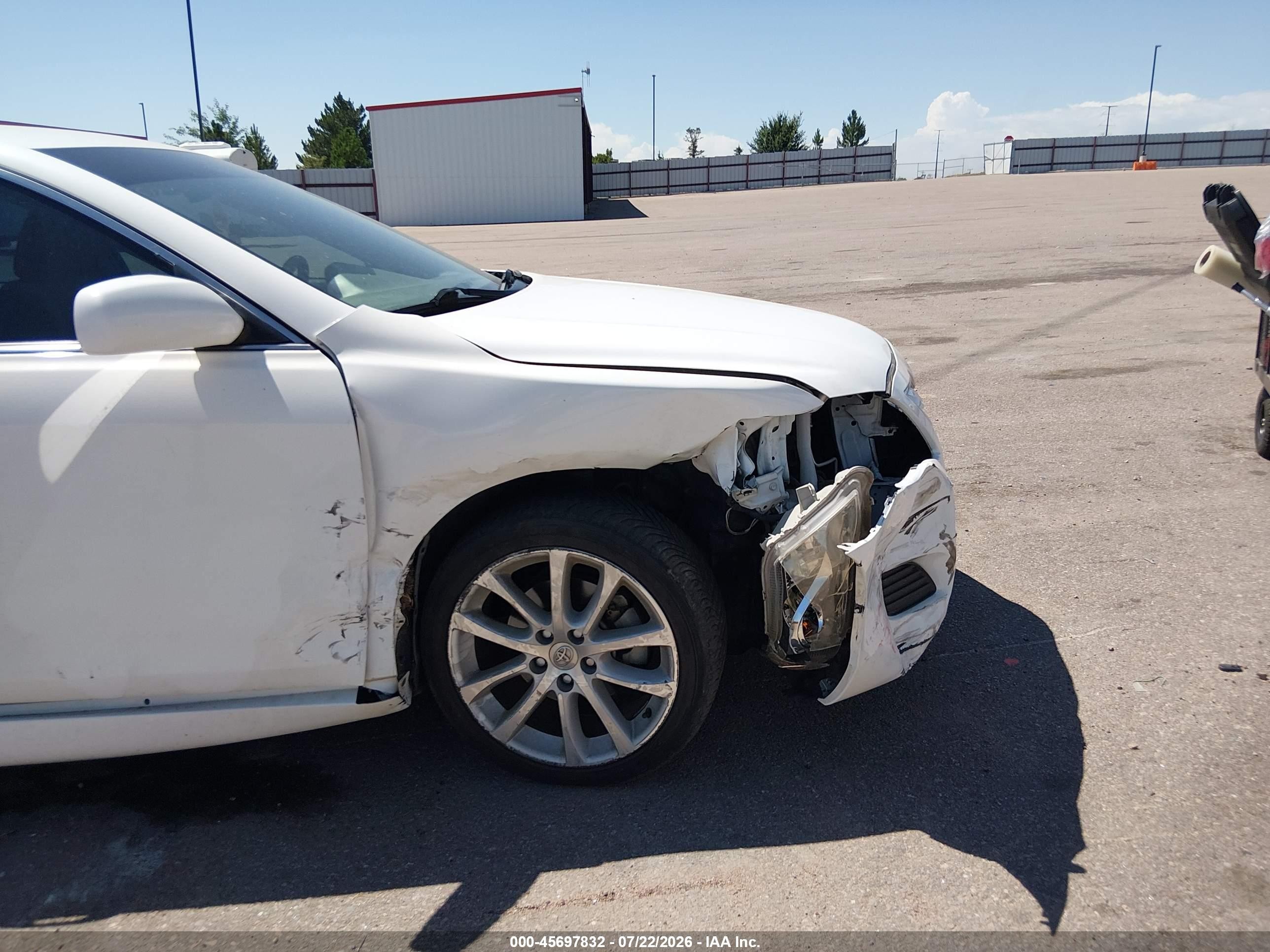 2011 Toyota Camry Le Белый vin: 4T1BF3EKXBU671993