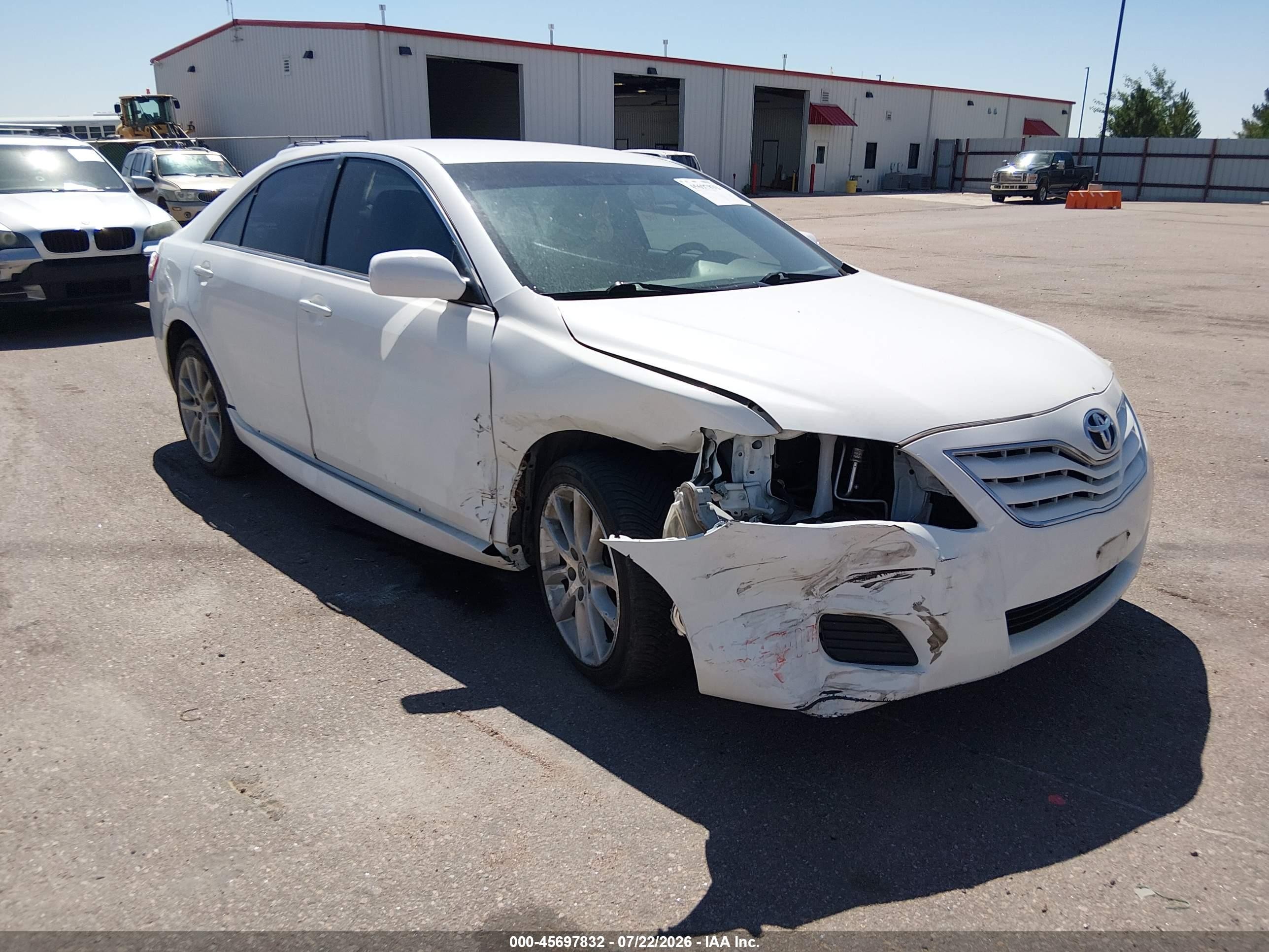 2011 Toyota Camry Le Белый vin: 4T1BF3EKXBU671993