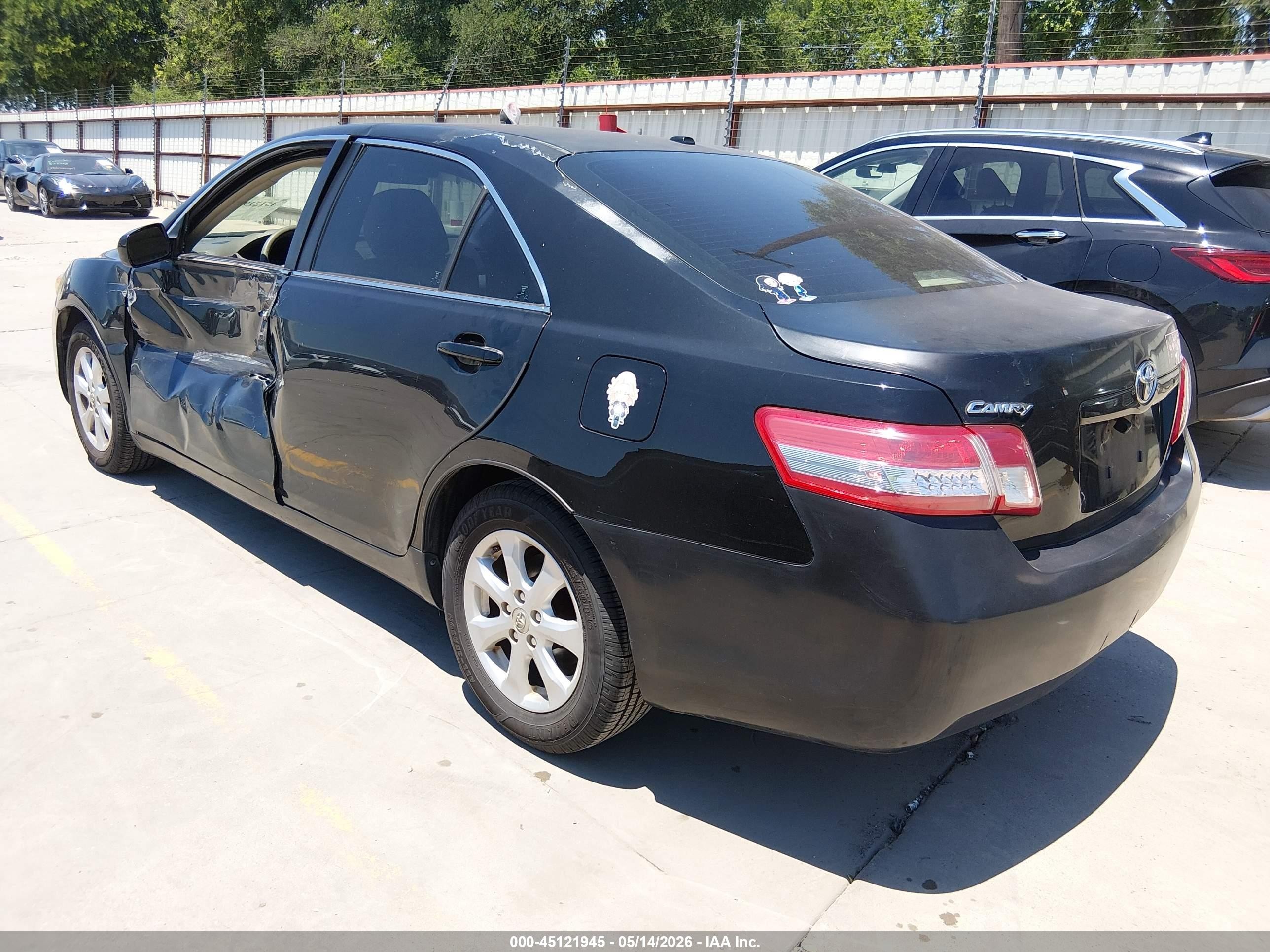 2011 Toyota Camry Le Black vin: 4T1BF3EKXBU675154