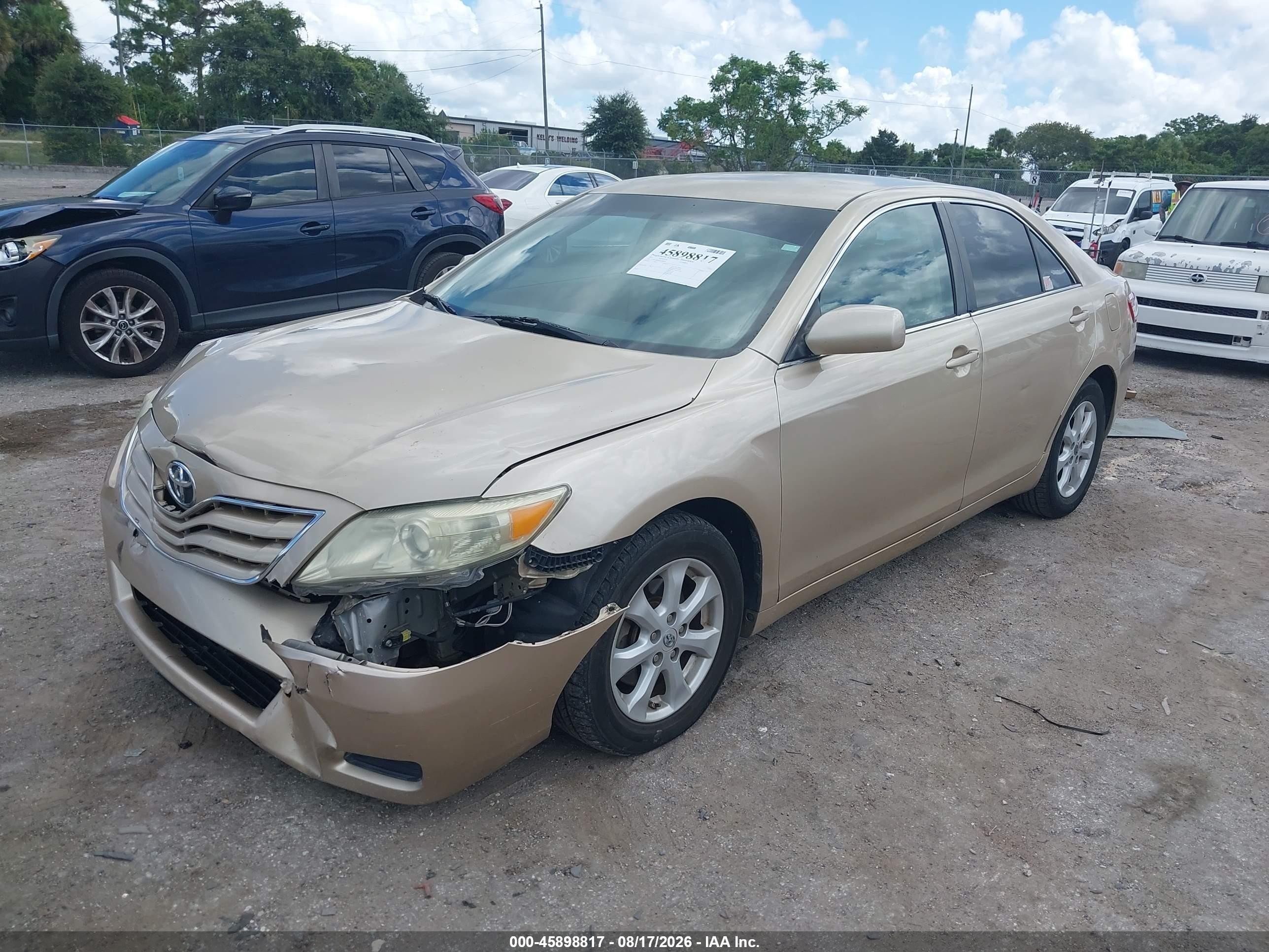 2011 Toyota Camry Le Tan vin: 4T1BF3EKXBU688924