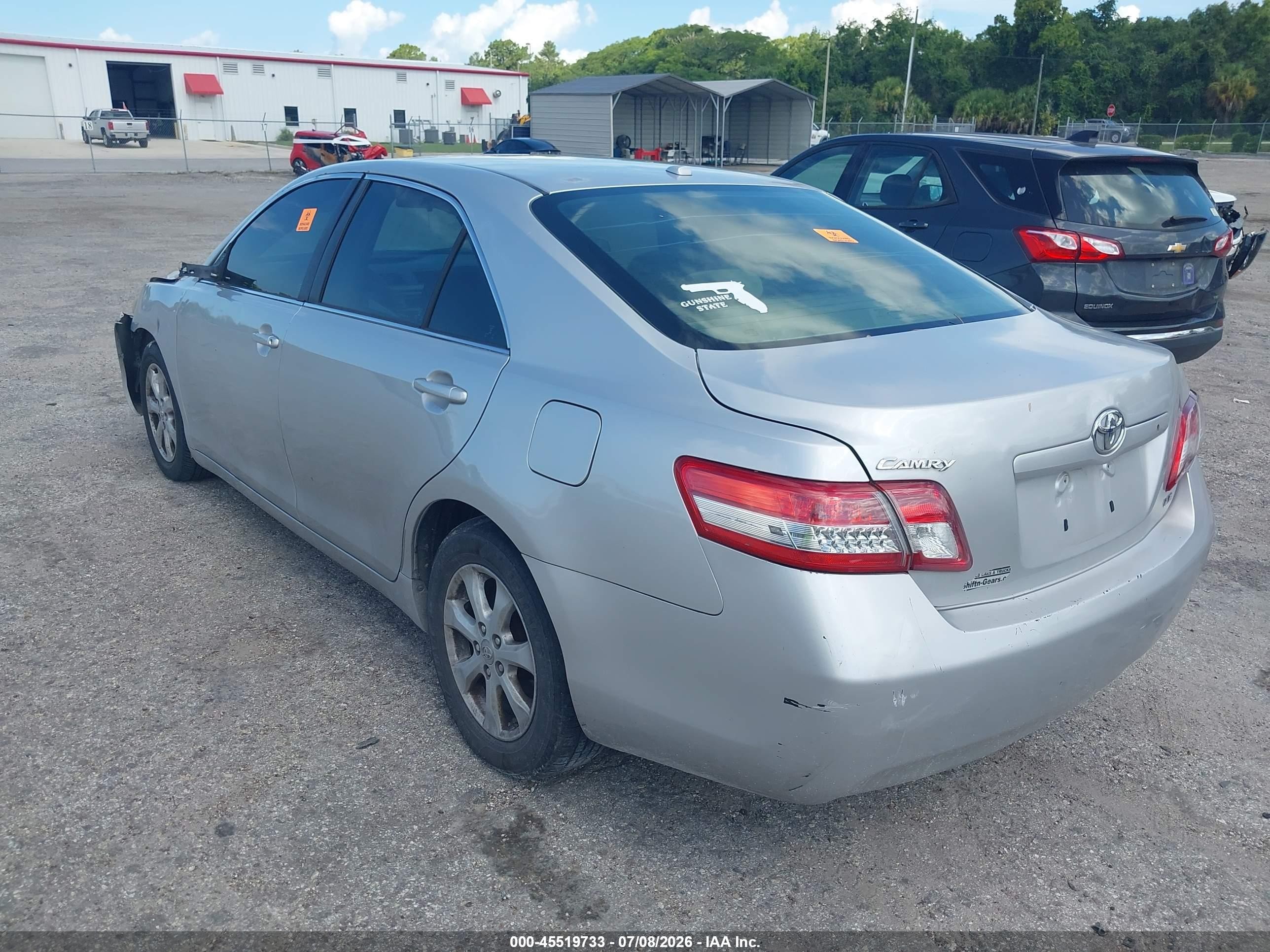 2011 Toyota Camry Le Silver vin: 4T1BF3EKXBU711148