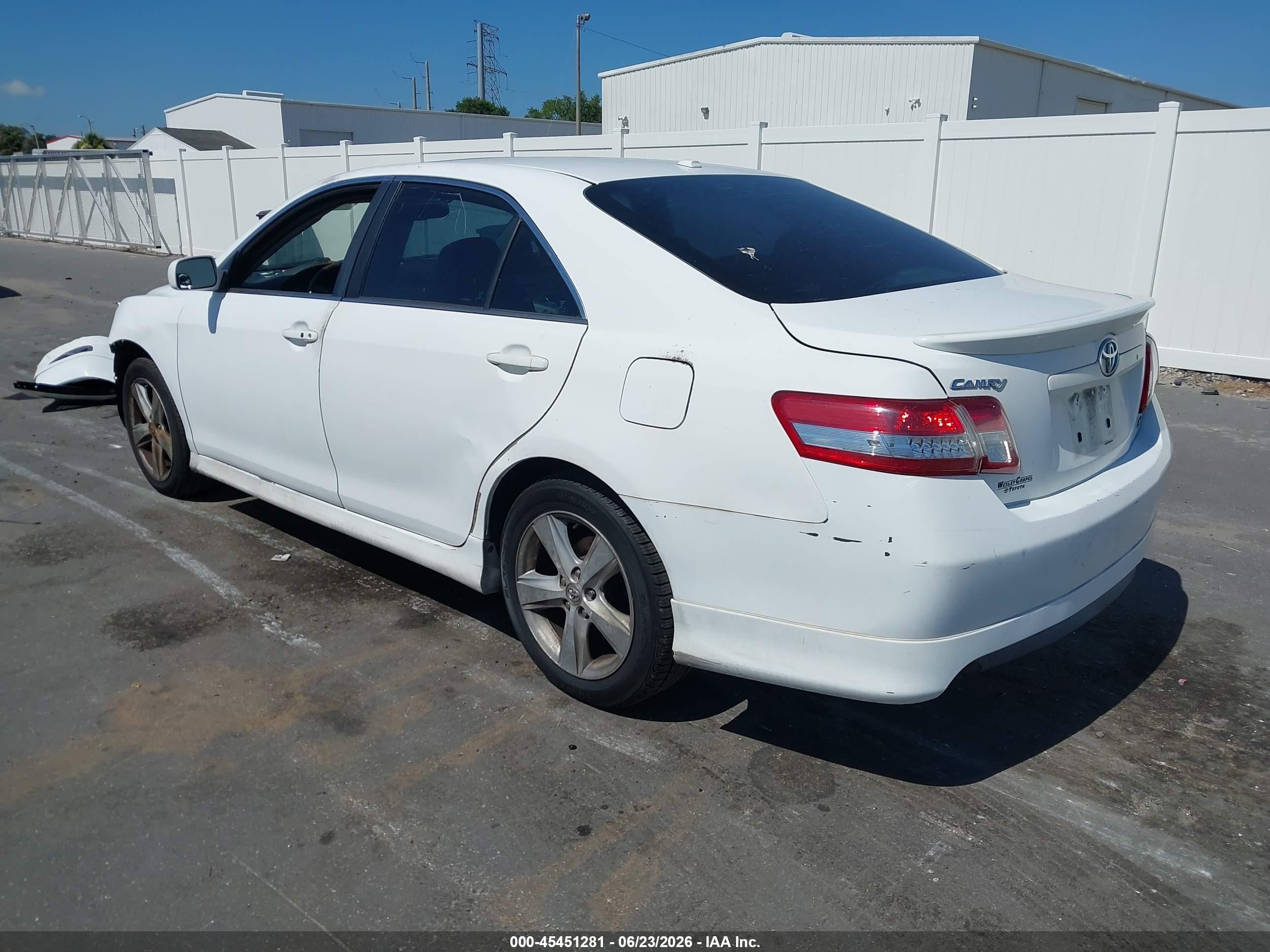 2011 Toyota Camry Se White vin: 4T1BF3EKXBU711246