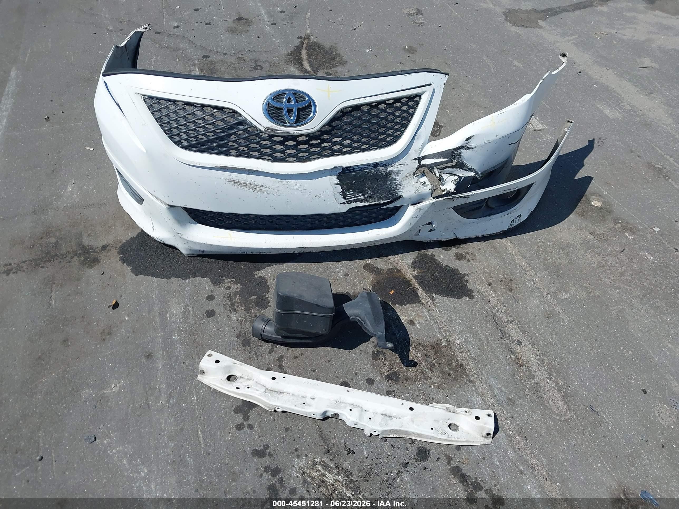 2011 Toyota Camry Se White vin: 4T1BF3EKXBU711246