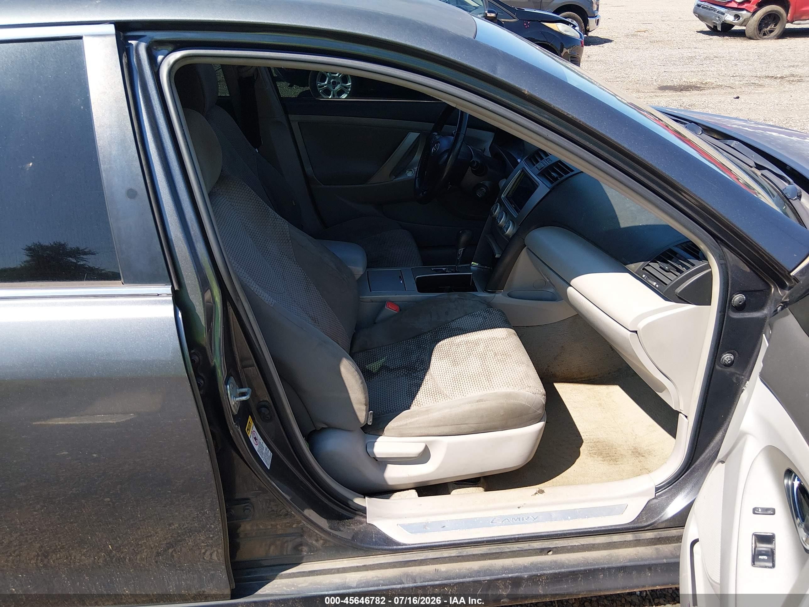 2011 Toyota Camry Se Gray vin: 4T1BF3EKXBU731867
