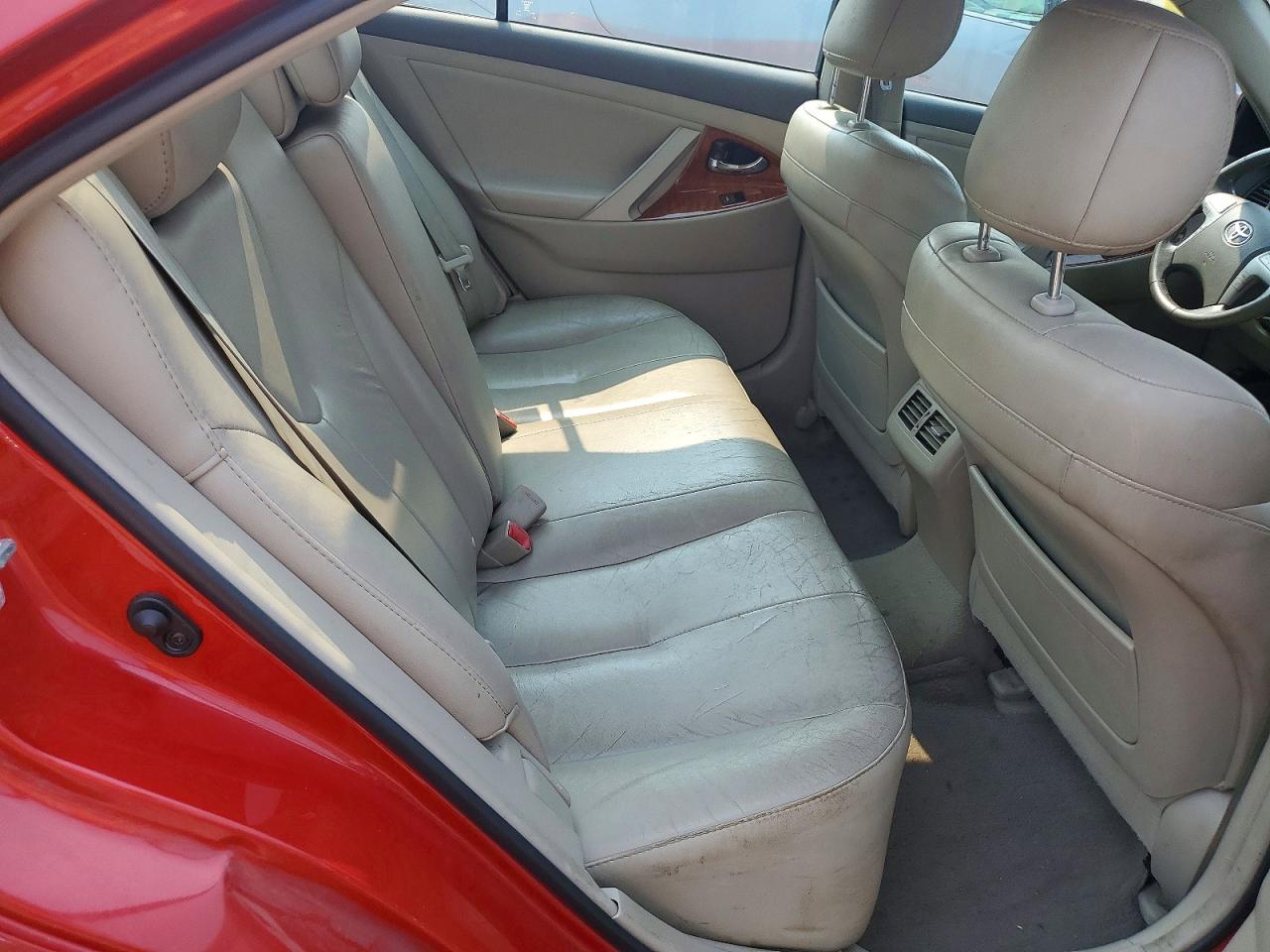 2011 Toyota Camry Xle Red vin: 4T1BF3EKXBU749916