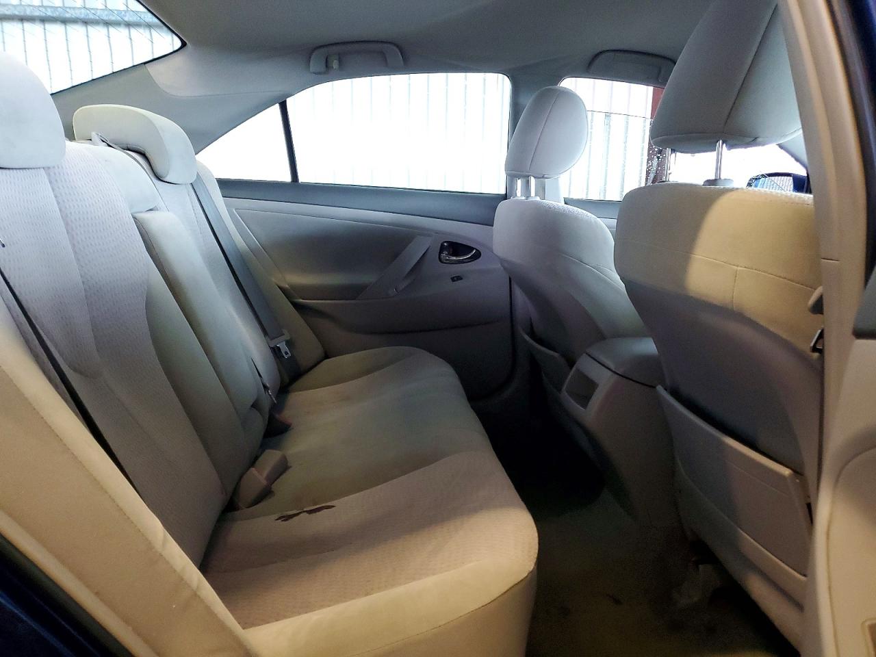 2011 Toyota Camry Le Blue vin: 4T1BF3EKXBU766568