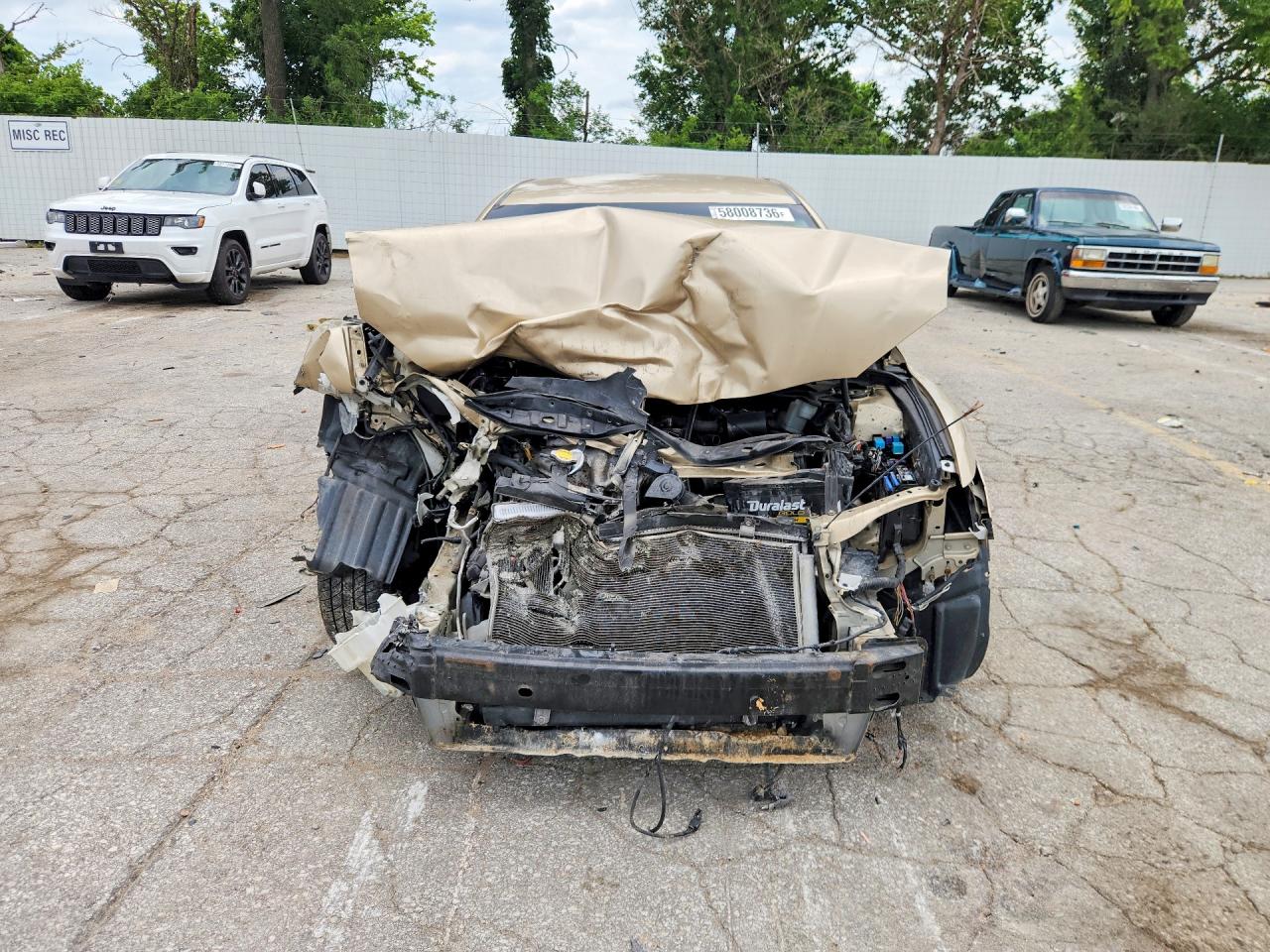 2011 Toyota Camry Le Gold vin: 4T1BF3EKXBU776727