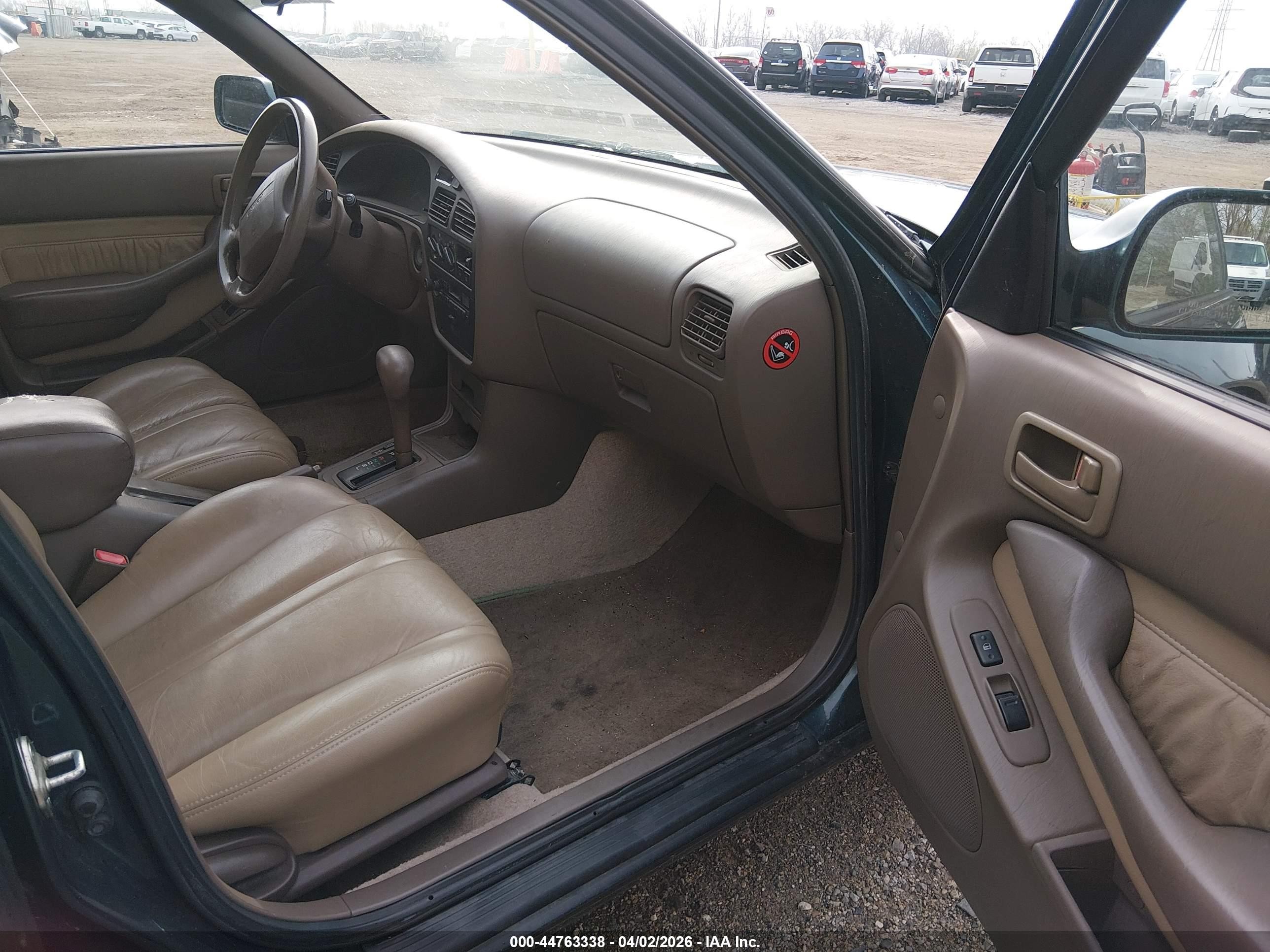 1996 Toyota Camry Dx/le/xle Зеленый vin: 4T1BG12K0TU721467