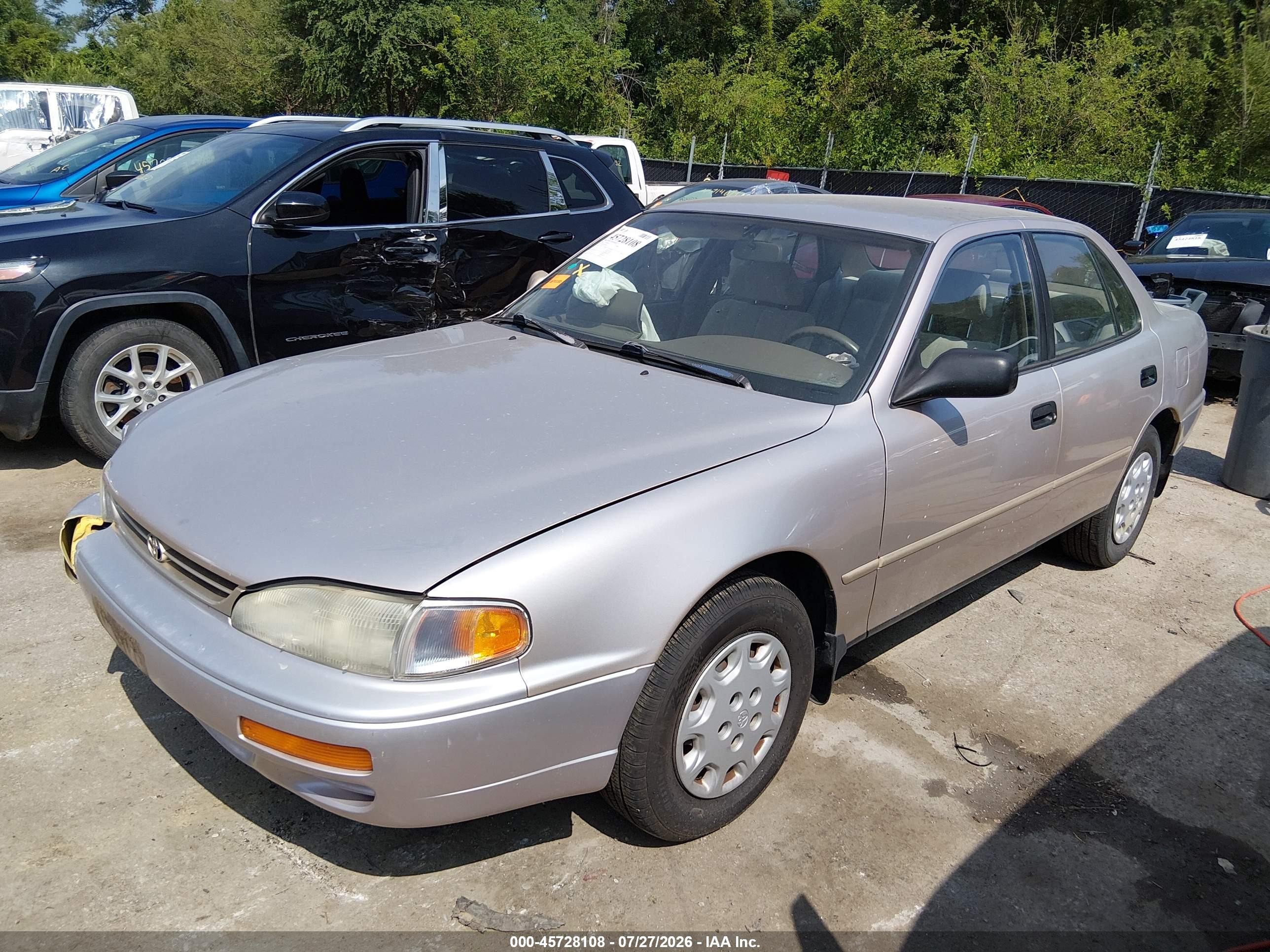 1996 Toyota Camry Dx/le/xle Champagne vin: 4T1BG12K0TU725874