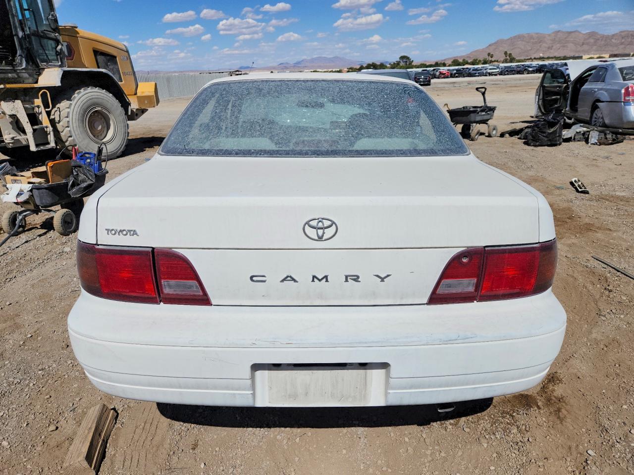1996 Toyota Camry Dx Белый vin: 4T1BG12K2TU791150