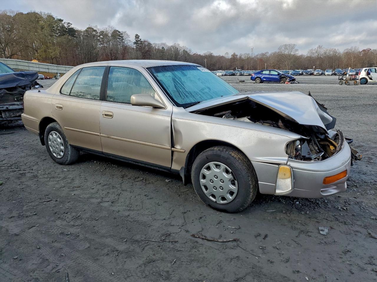 1996 Toyota Camry Dx Silver vin: 4T1BG12K2TU809596