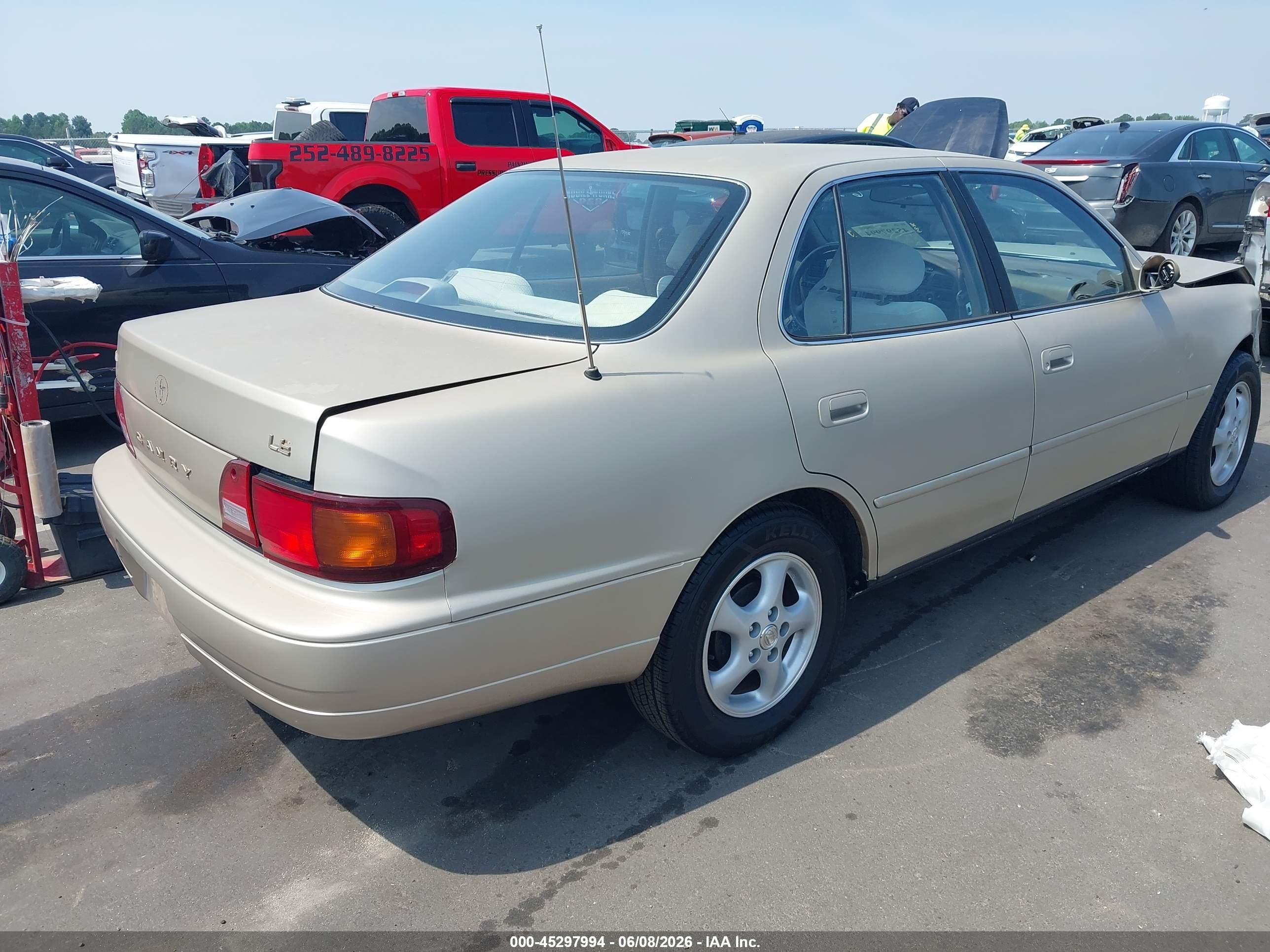 1996 Toyota Camry Dx/le/xle Brown vin: 4T1BG12K4TU796317