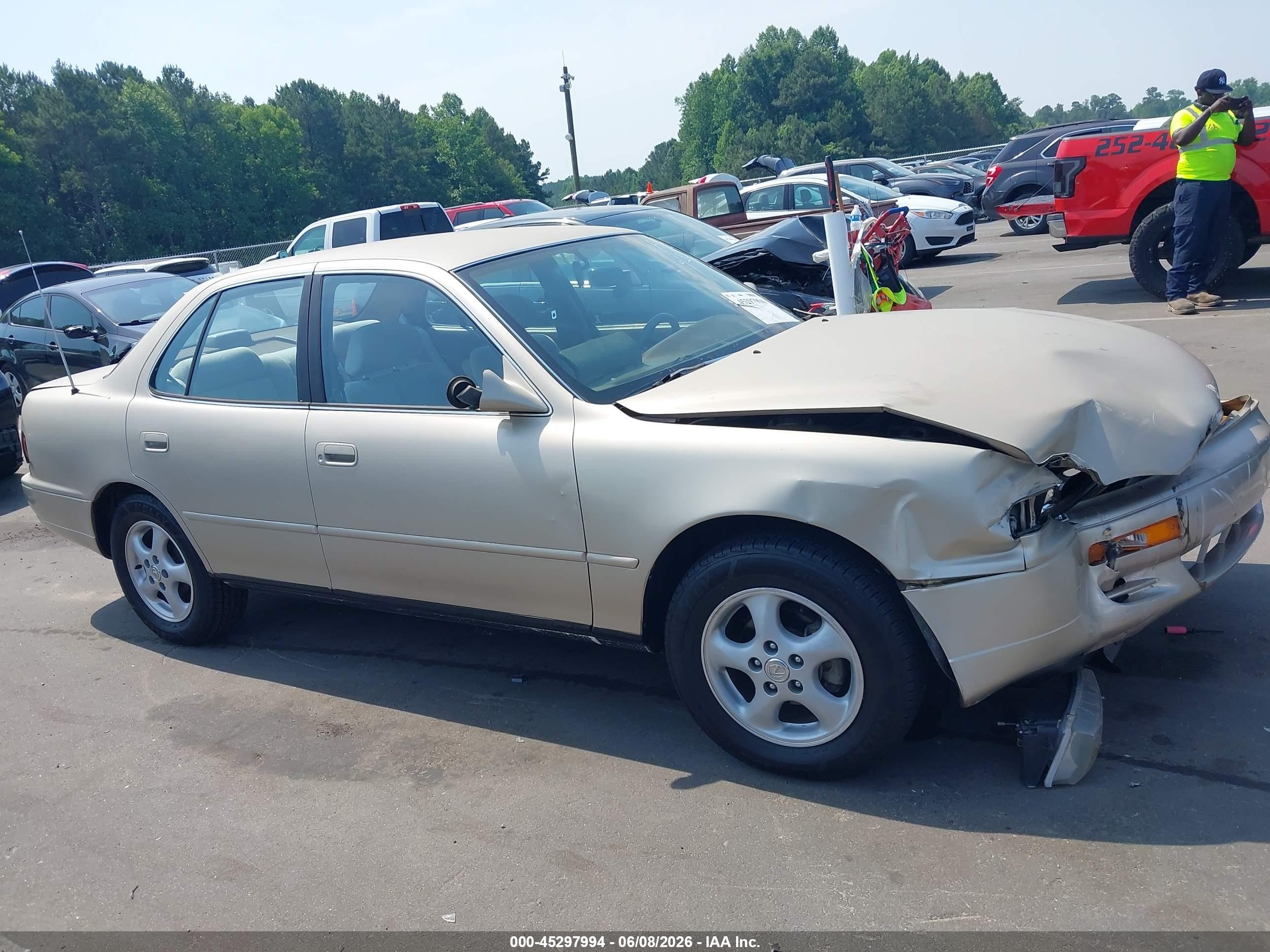 1996 Toyota Camry Dx/le/xle Brown vin: 4T1BG12K4TU796317