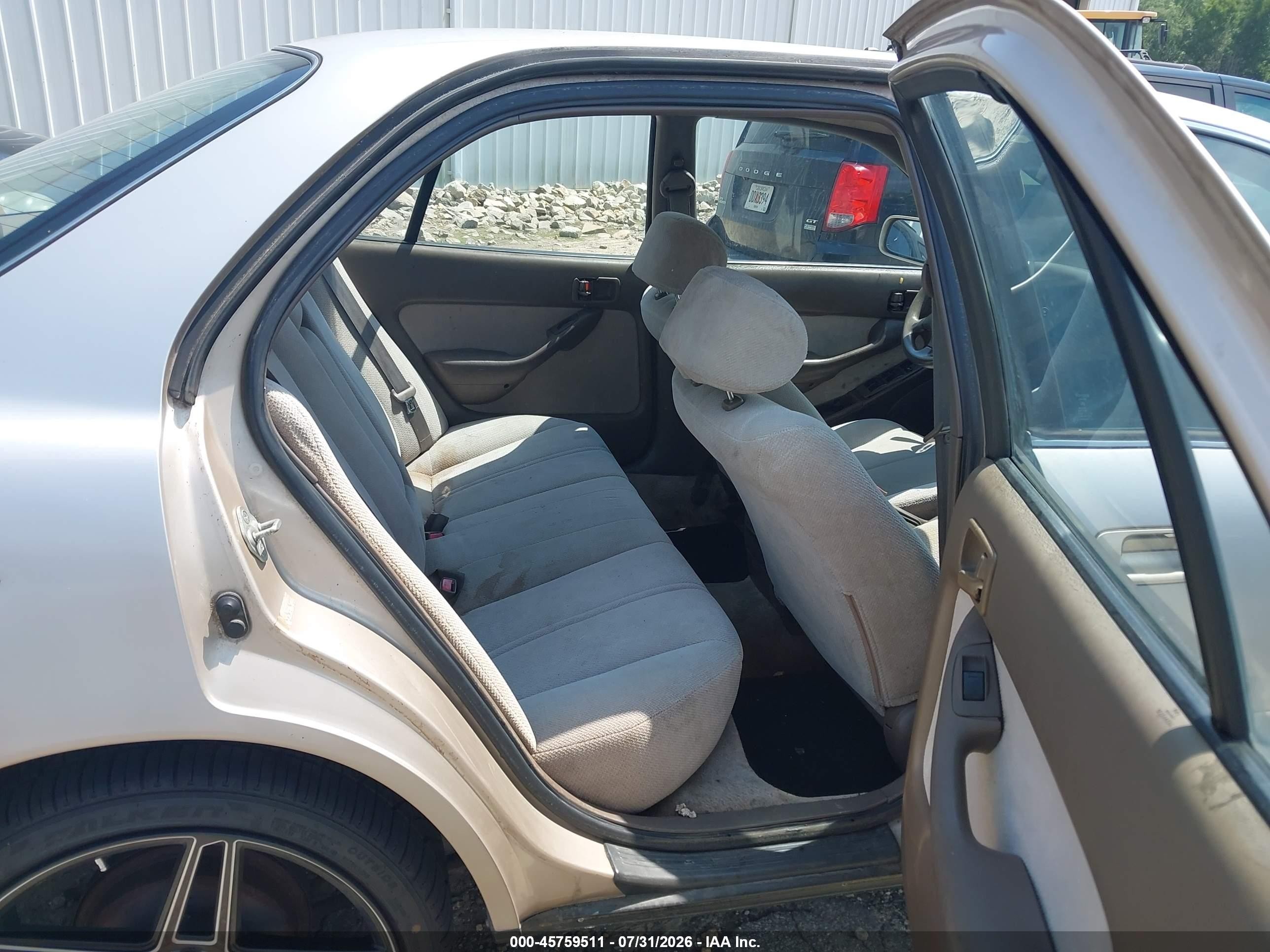 1996 Toyota Camry Dx/le/xle Gold vin: 4T1BG12K4TU823449