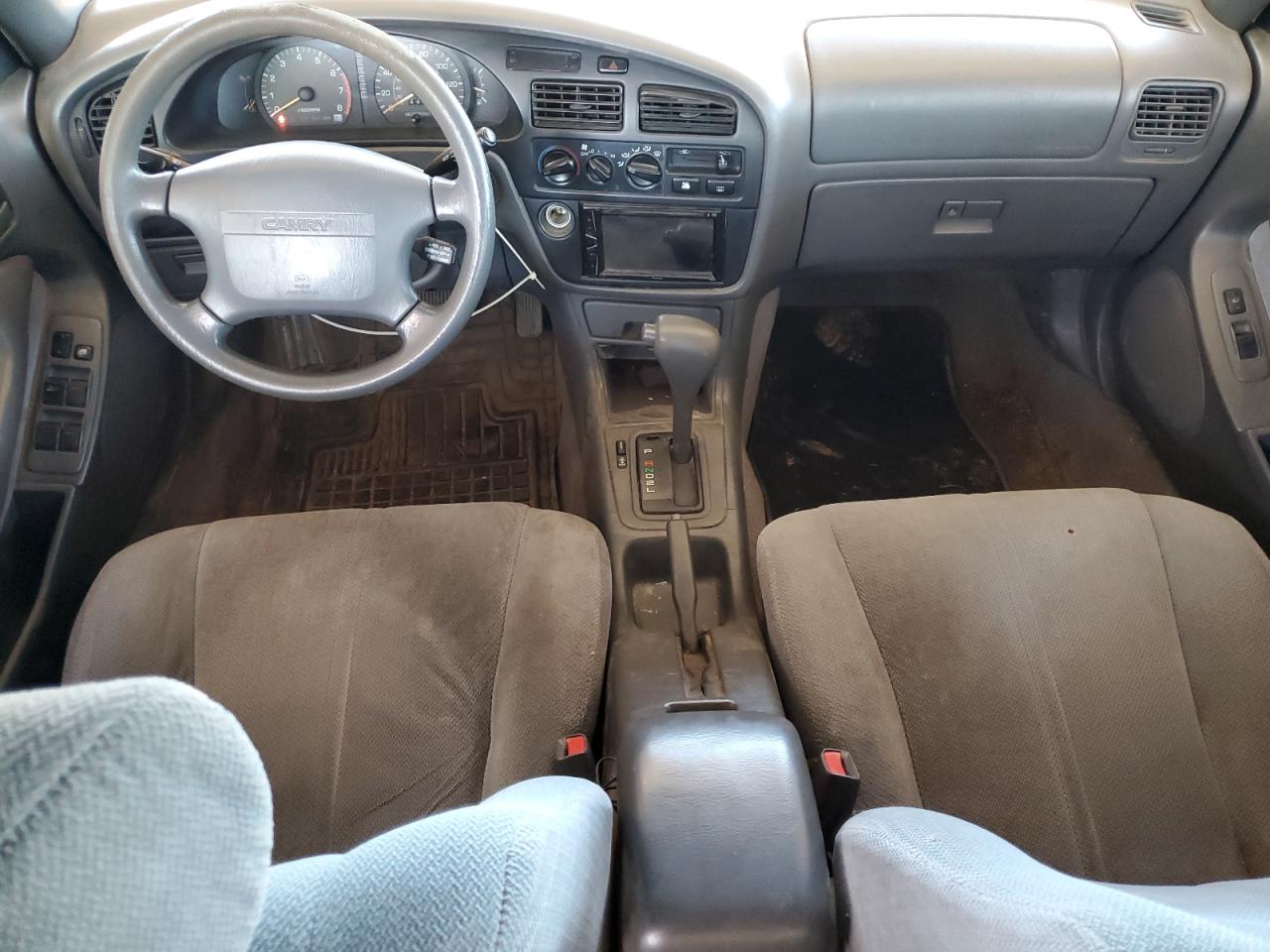 1996 Toyota Camry Dx Белый vin: 4T1BG12K4TU943431