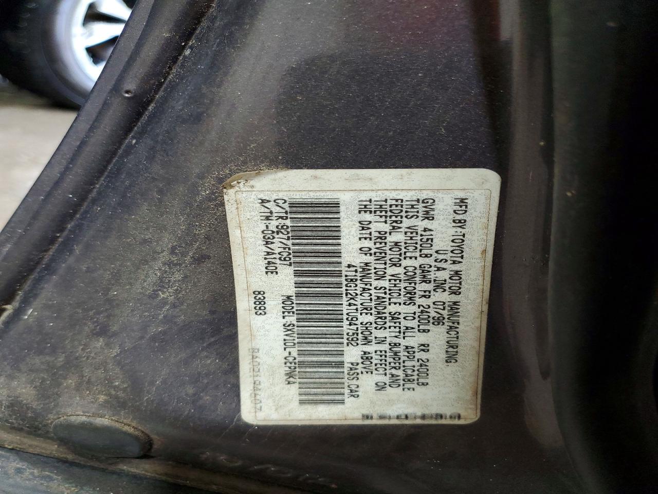 1996 Toyota Camry Le Gray vin: 4T1BG12K4TU947592