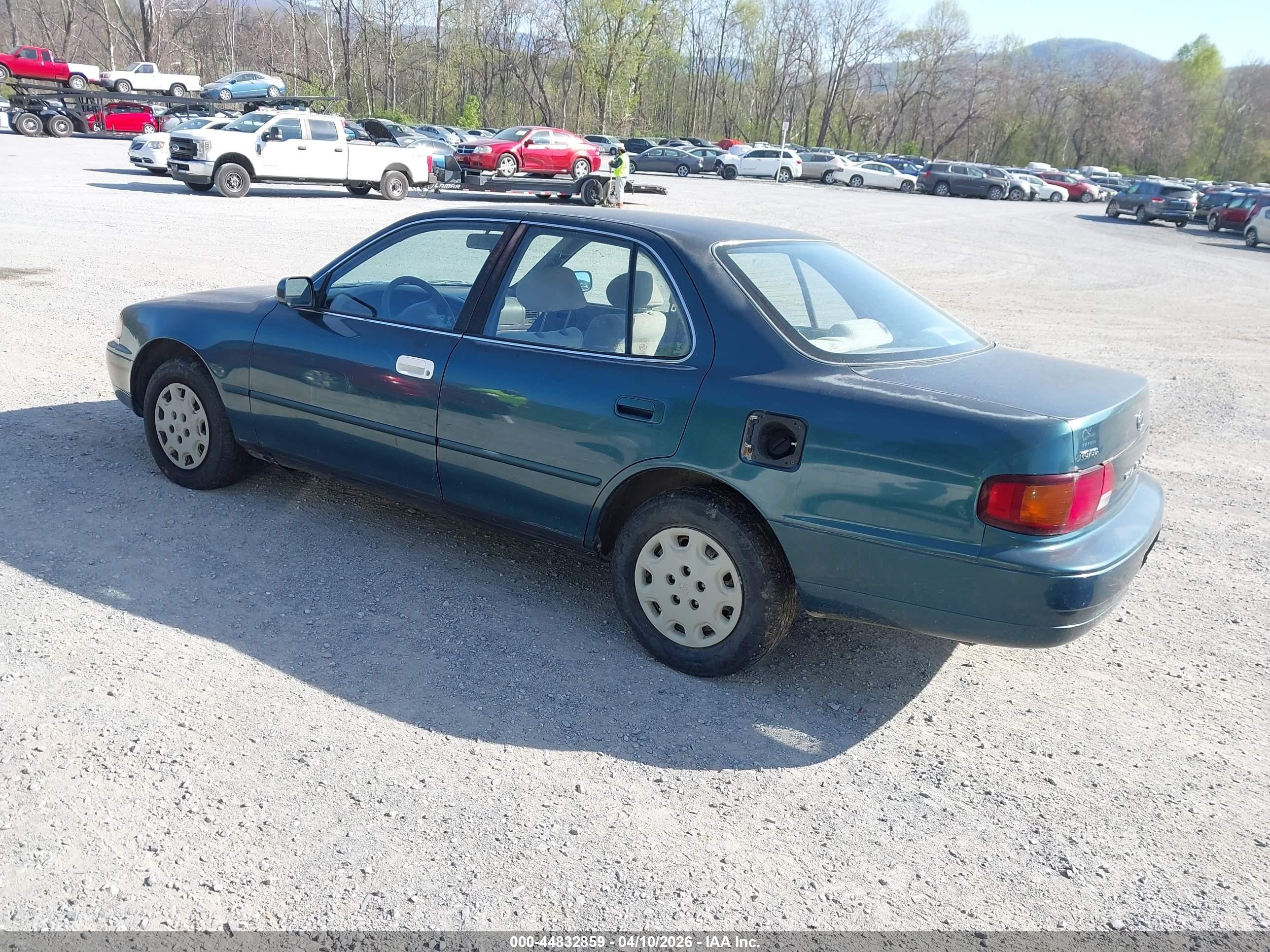 1996 Toyota Camry Dx/le/xle Green vin: 4T1BG12K7TU916997