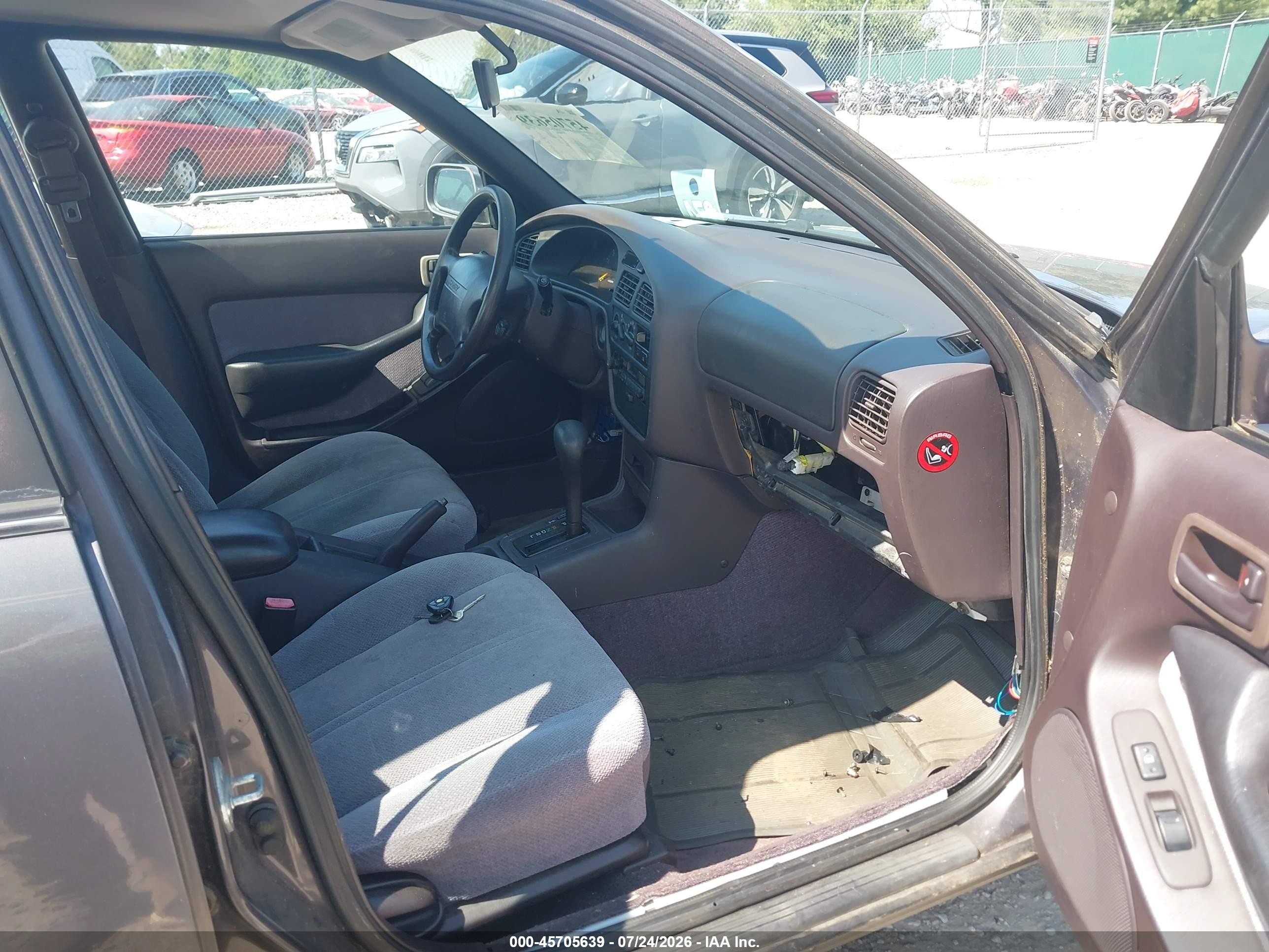 1996 Toyota Camry Dx/le/xle Gray vin: 4T1BG12K9TU951069