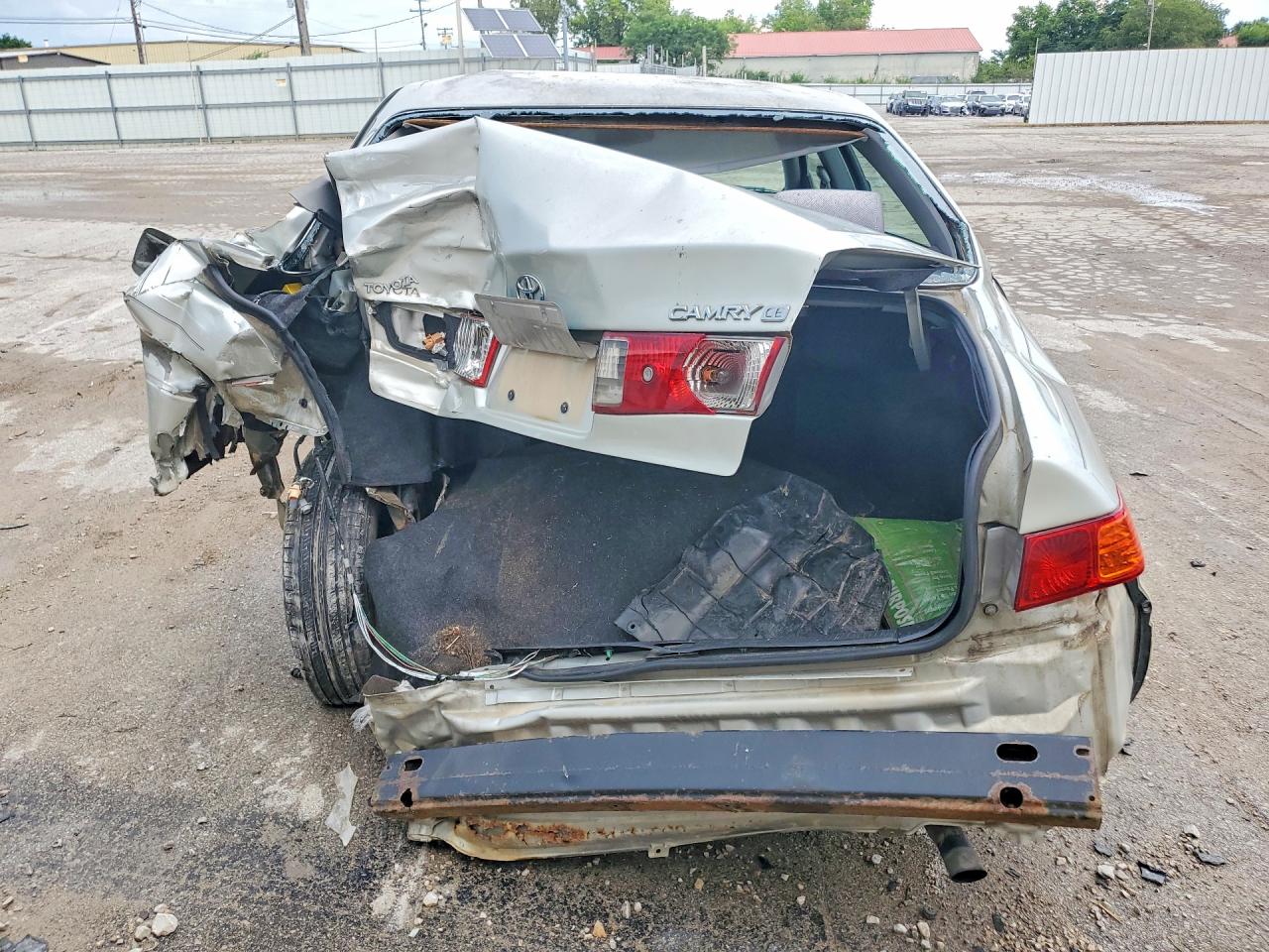 2001 Toyota Camry Ce Silver vin: 4T1BG22K01U116769