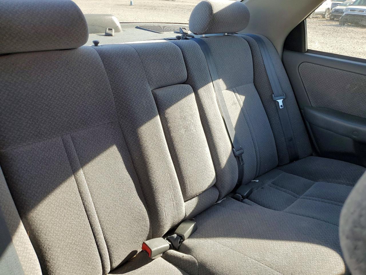 2001 Toyota Camry Le Серебряный vin: 4T1BG22K01U770767