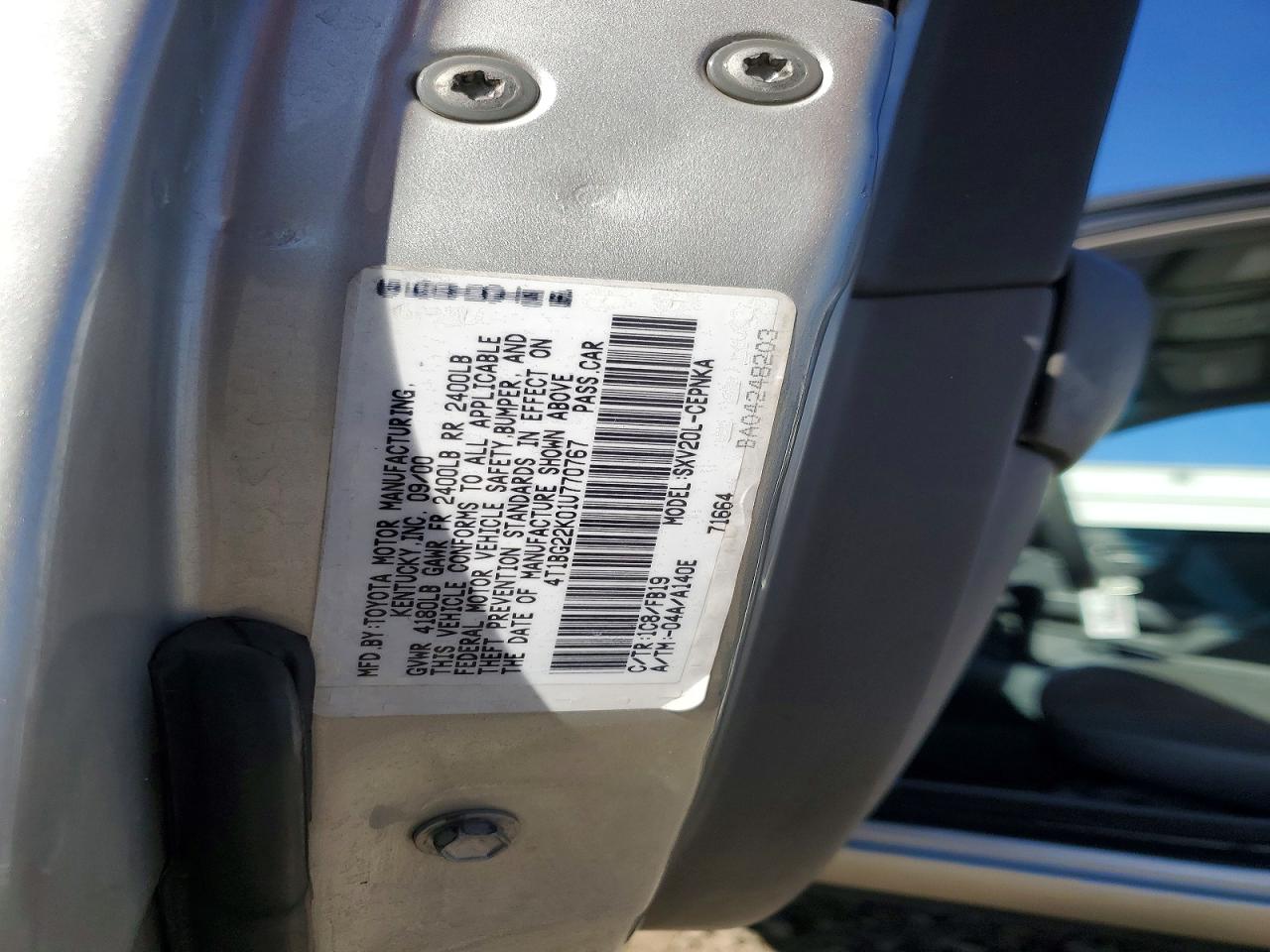 2001 Toyota Camry Le Серебряный vin: 4T1BG22K01U770767