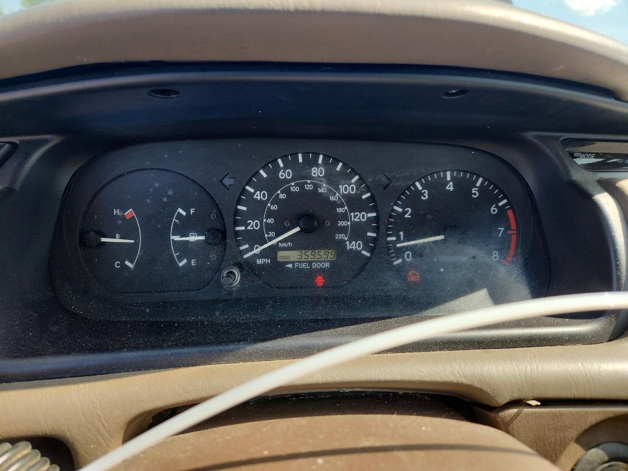 2001 Toyota Camry Ce White vin: 4T1BG22K01U811172