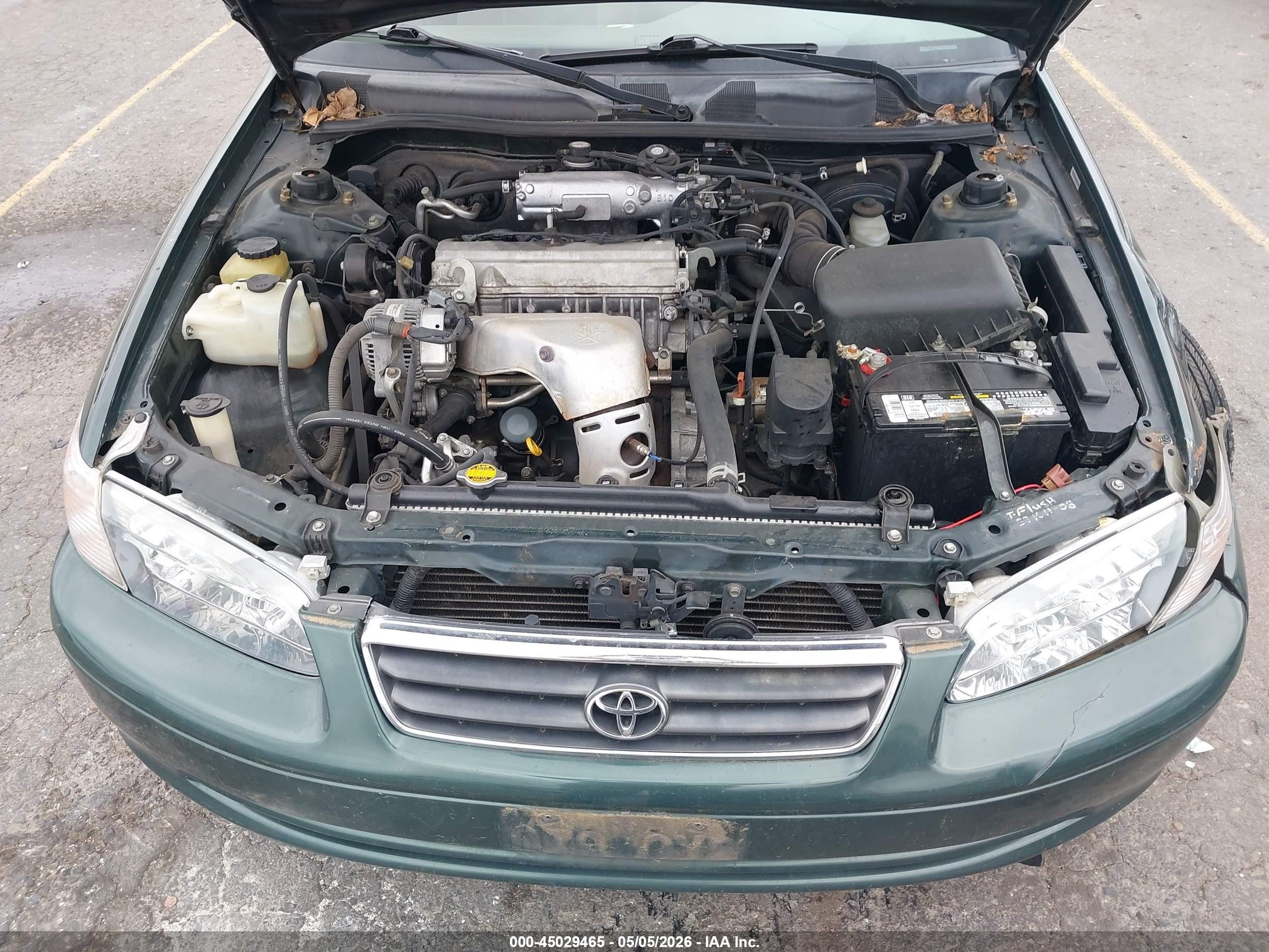 2001 Toyota Camry Ce Зеленый vin: 4T1BG22K01U813309