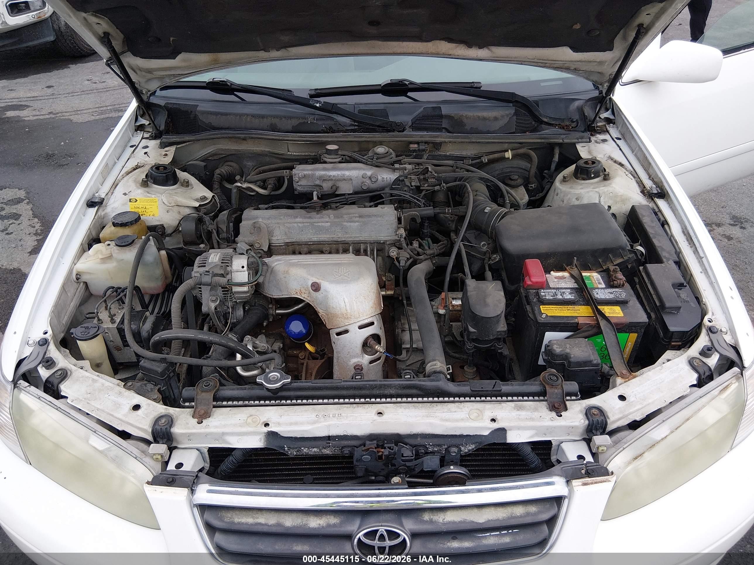 2001 Toyota Camry Le White vin: 4T1BG22K01U814718