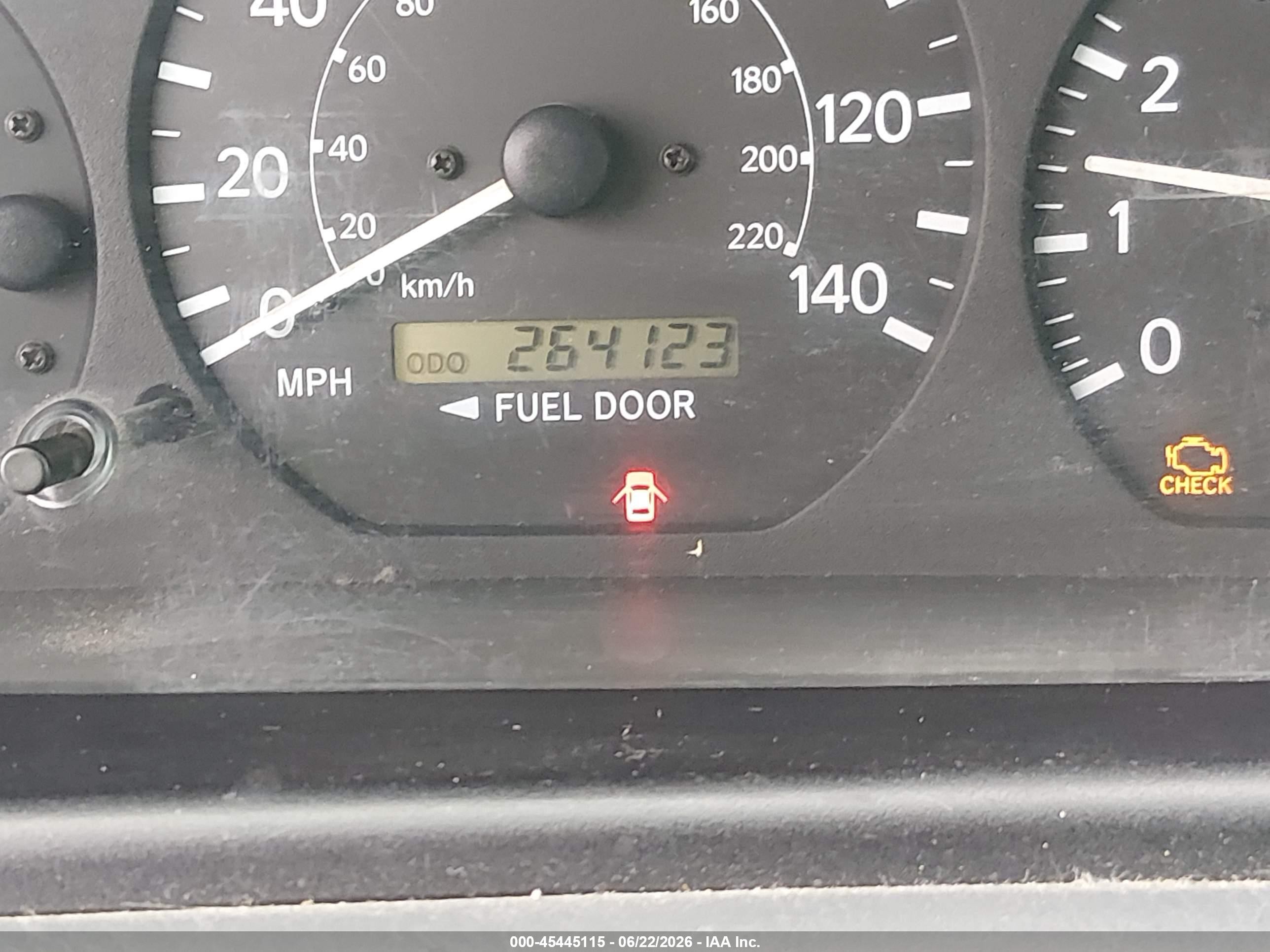 2001 Toyota Camry Le White vin: 4T1BG22K01U814718