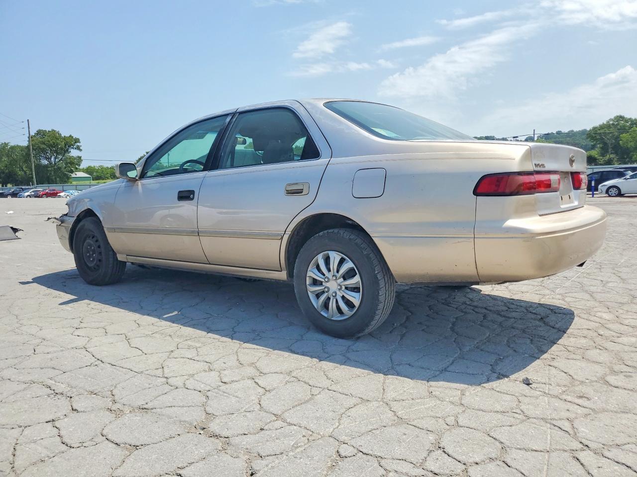 1997 Toyota Camry Le Silver vin: 4T1BG22K0VU816927