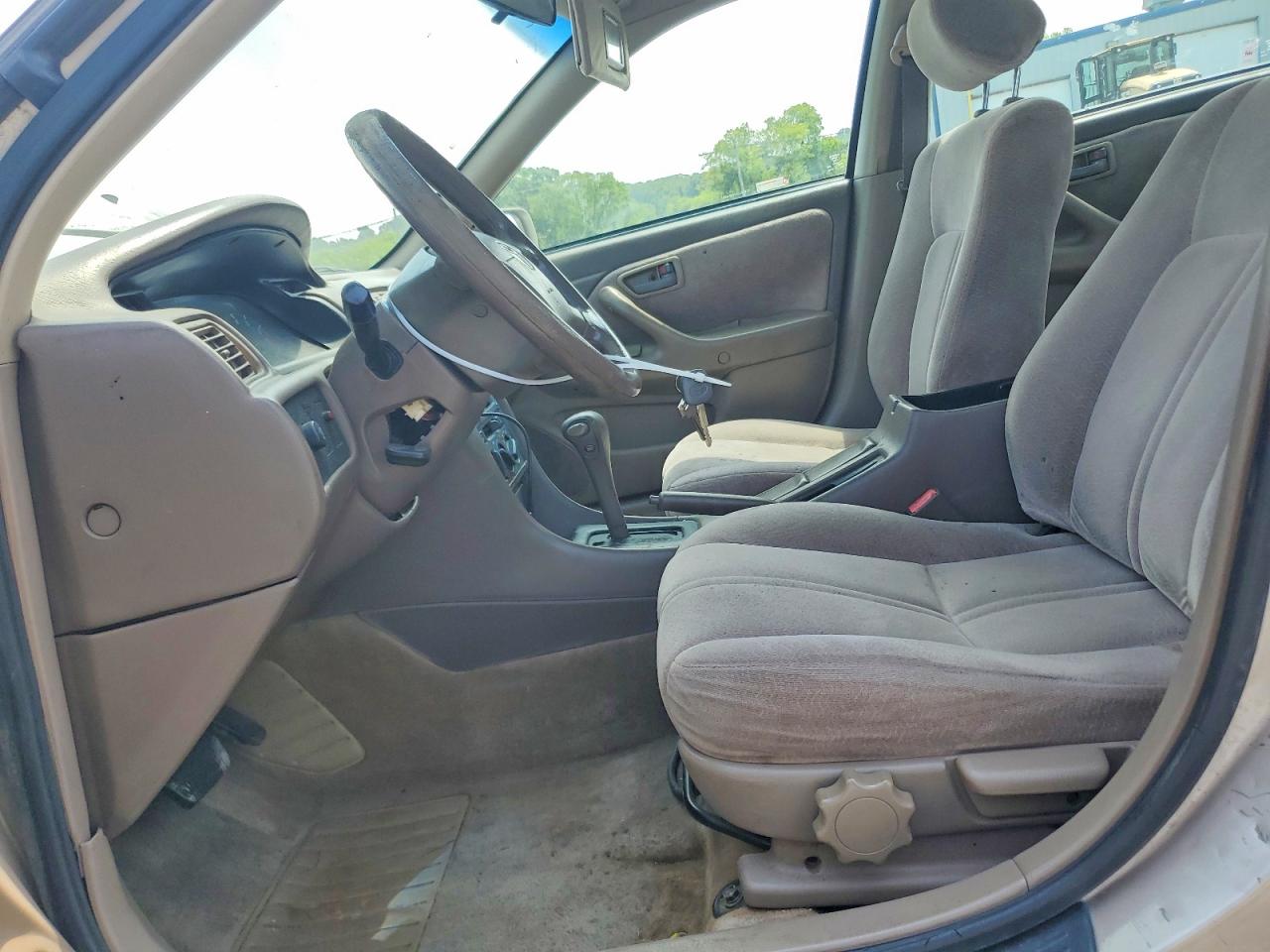 1997 Toyota Camry Le Silver vin: 4T1BG22K0VU816927