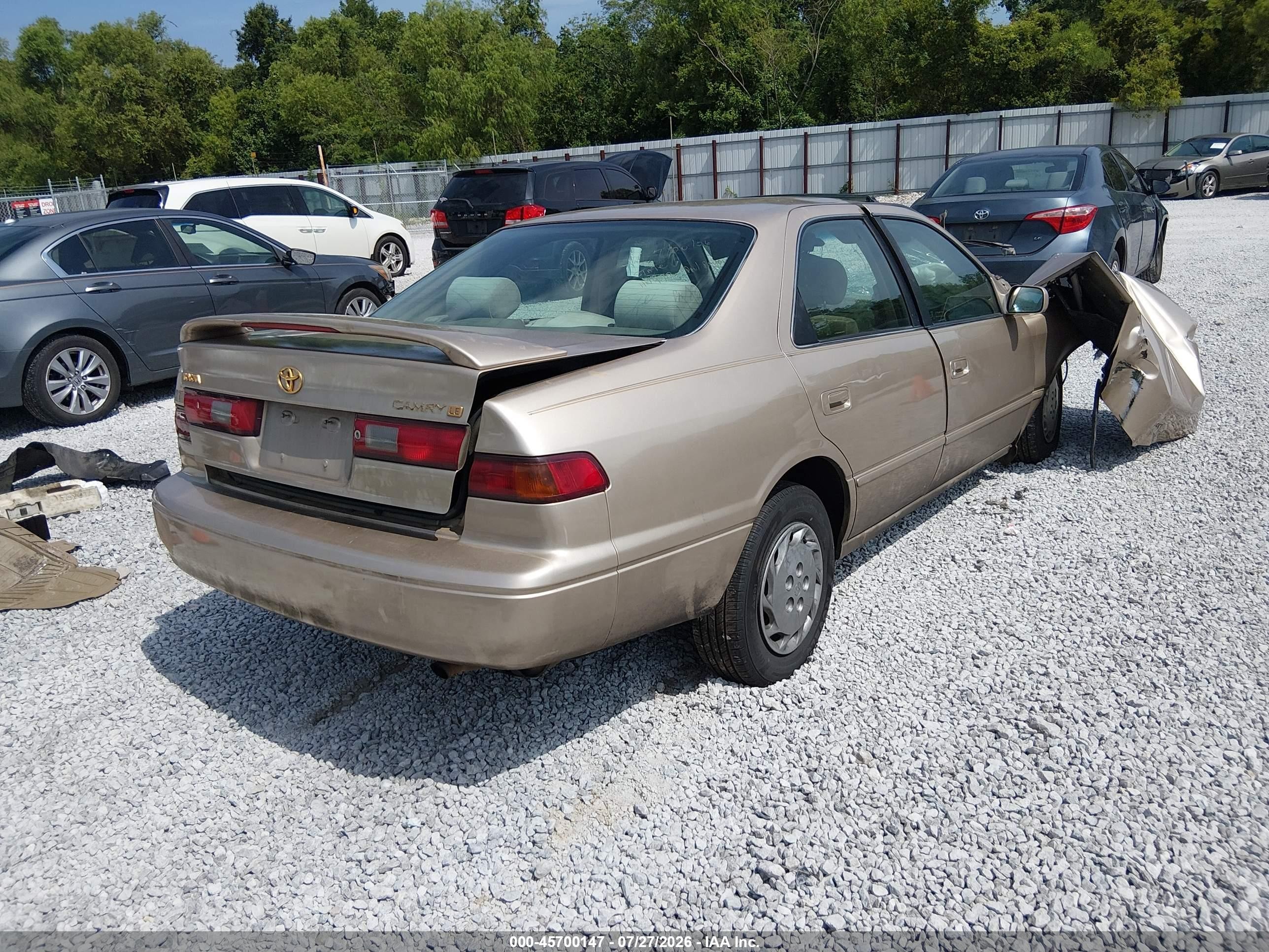 1998 Toyota Camry Le Коричневый vin: 4T1BG22K0WU337067
