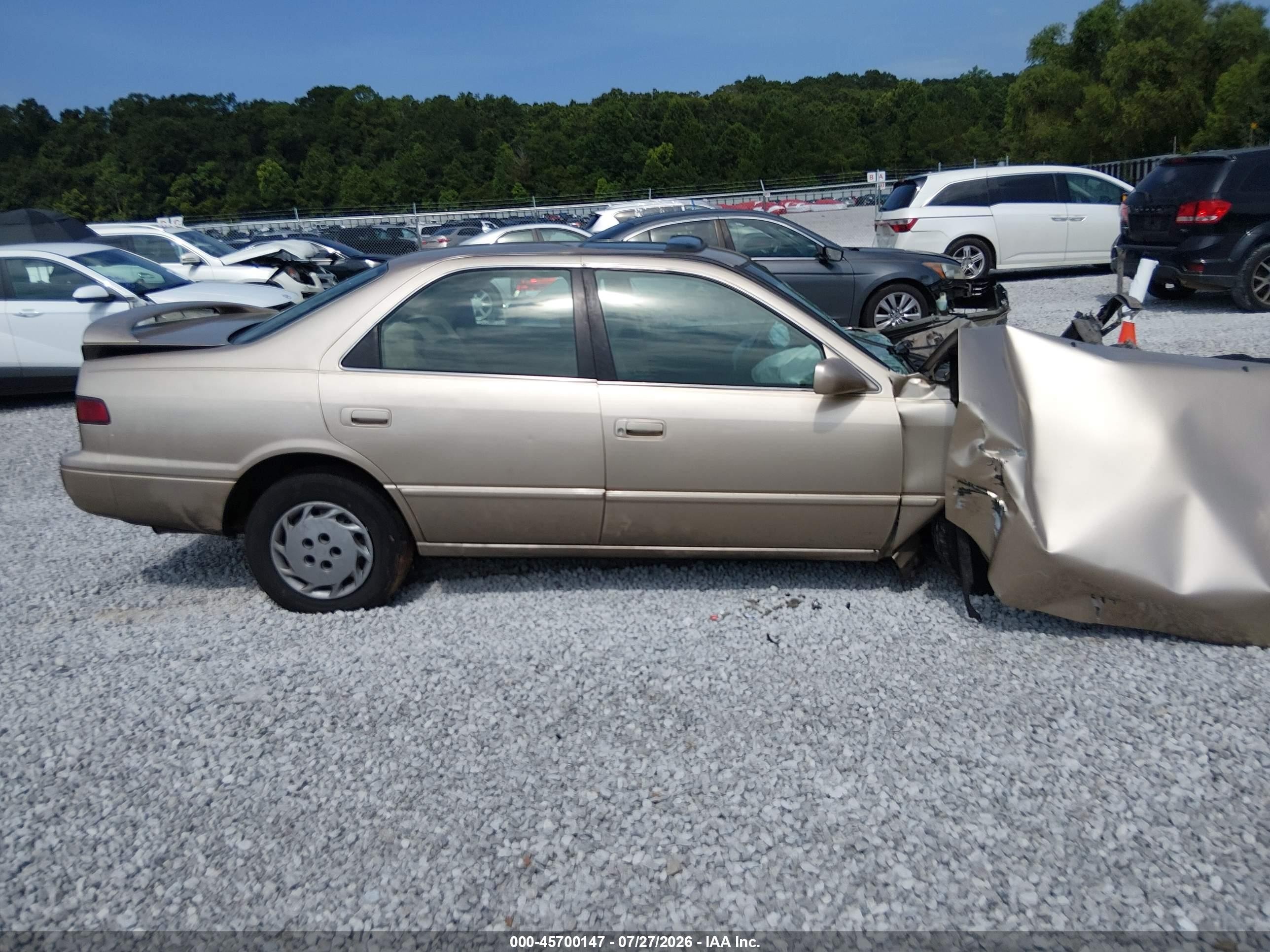 1998 Toyota Camry Le Коричневый vin: 4T1BG22K0WU337067