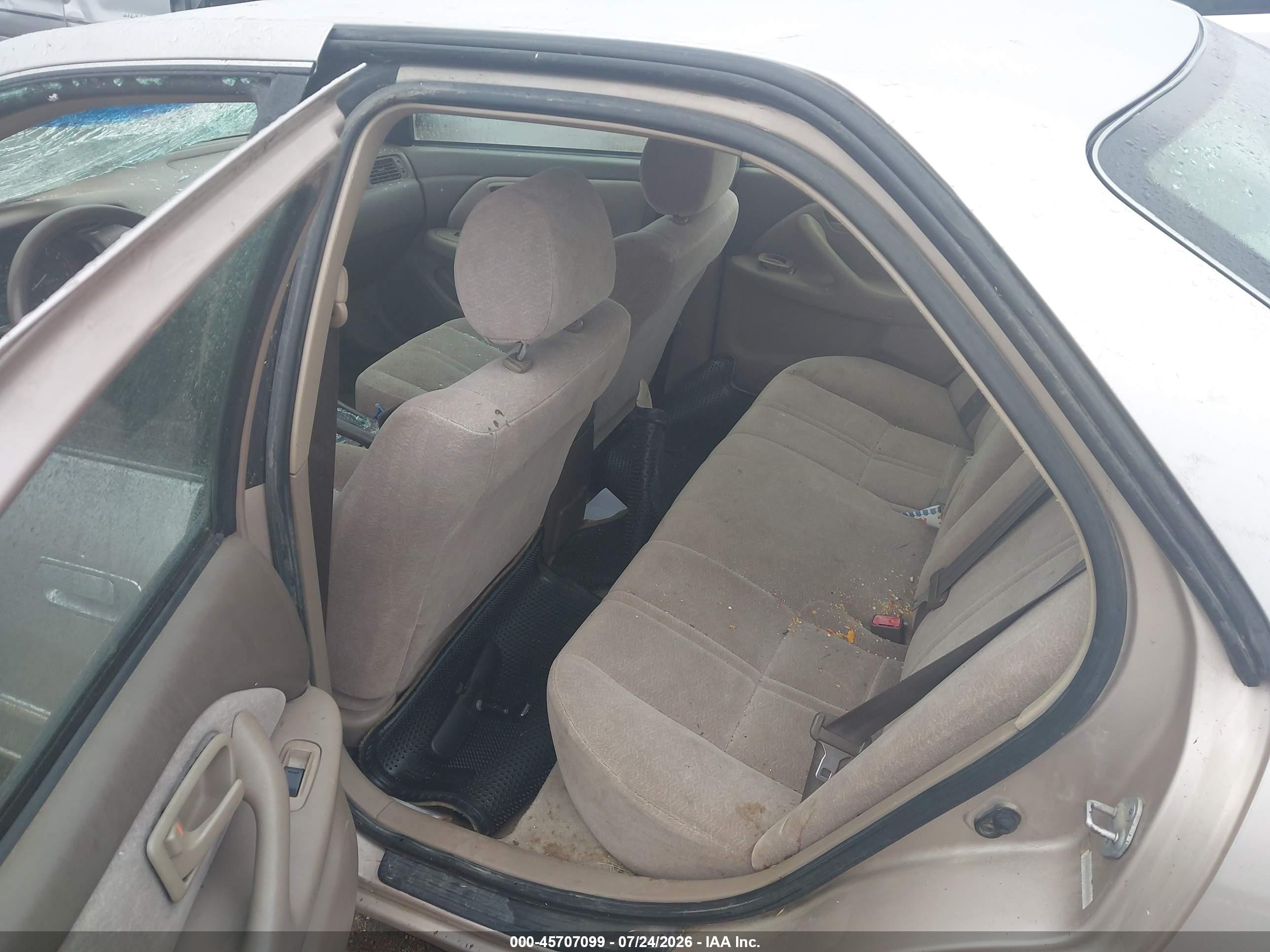 1999 Toyota Camry Le Tan vin: 4T1BG22K0XU584056