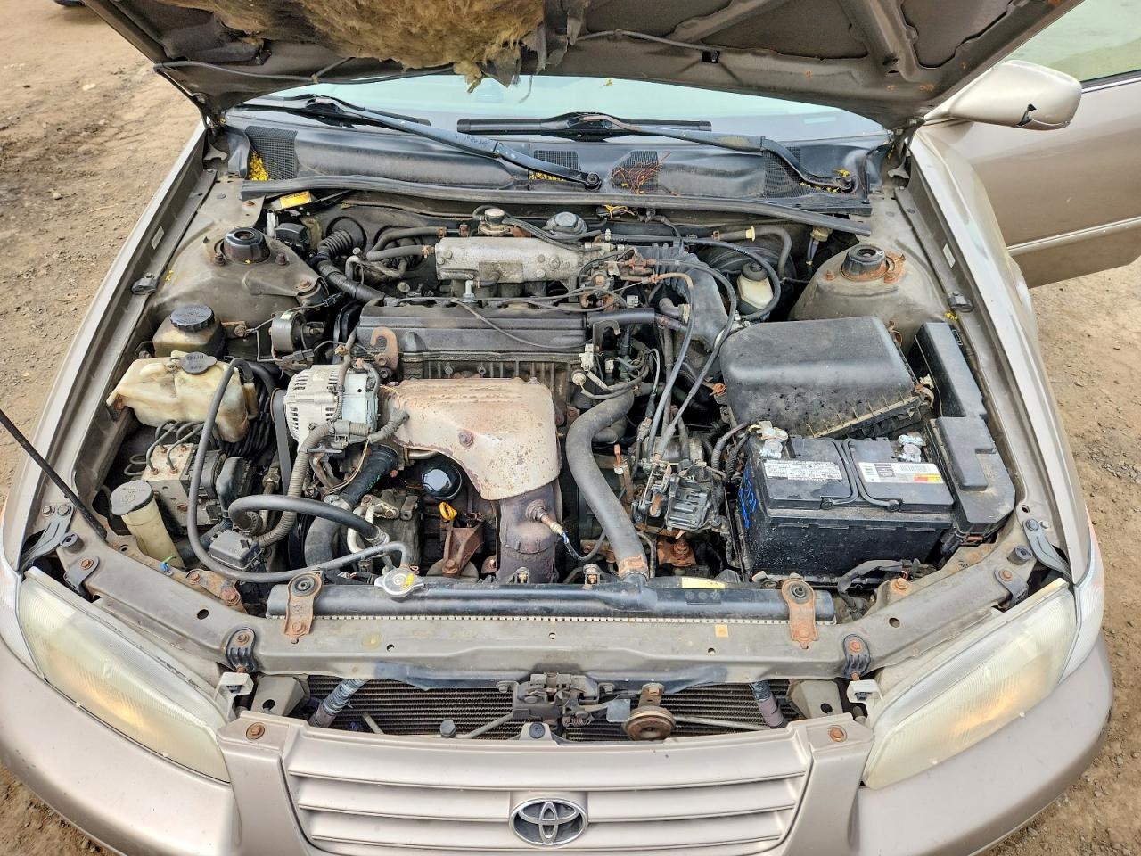 1999 Toyota Camry Le Желто-коричневый vin: 4T1BG22K0XU585904