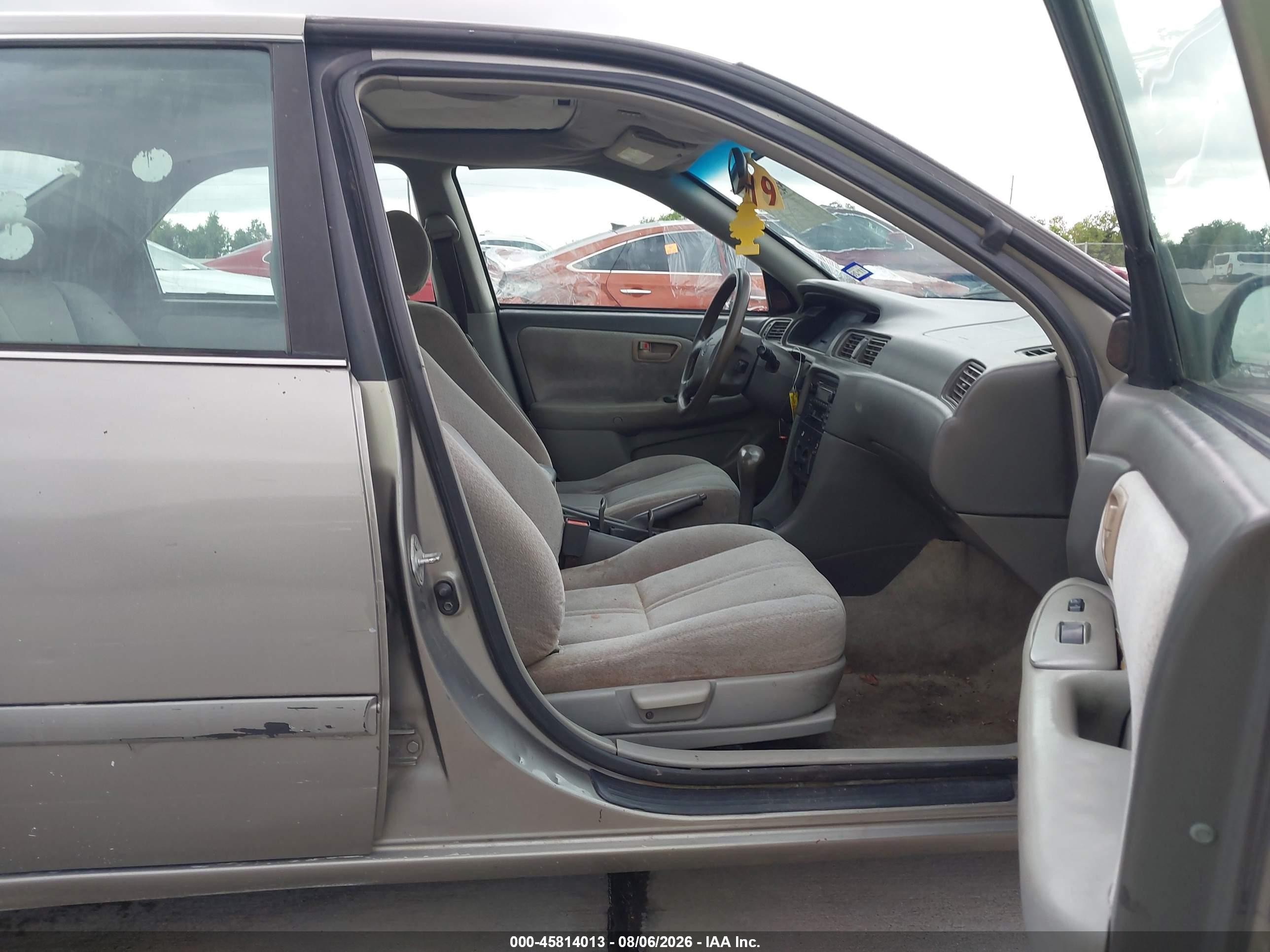 2001 Toyota Camry Ce/le/xle Beige vin: 4T1BG22K11U035554