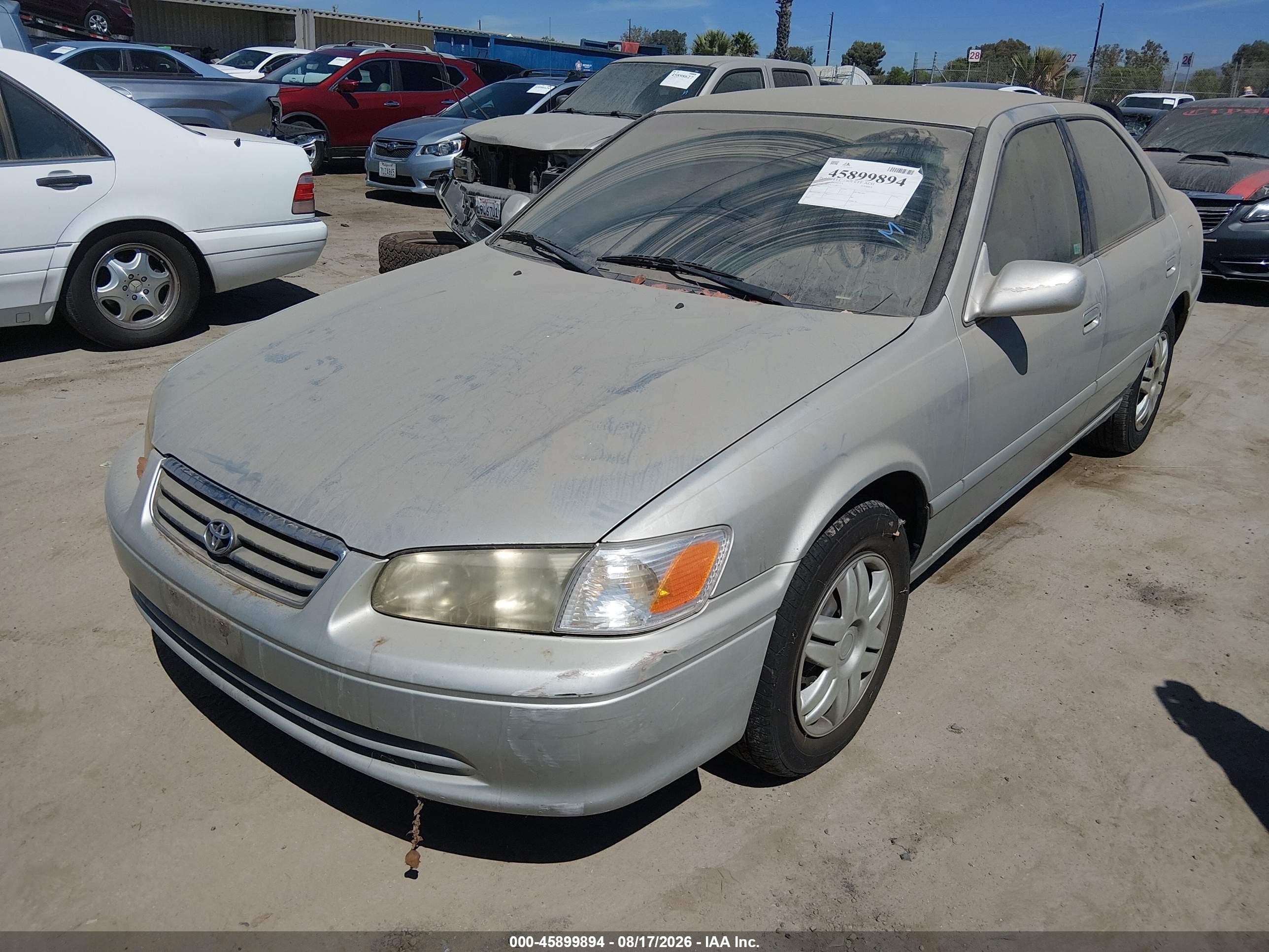 2001 Toyota Camry Ce Серебряный vin: 4T1BG22K11U083510