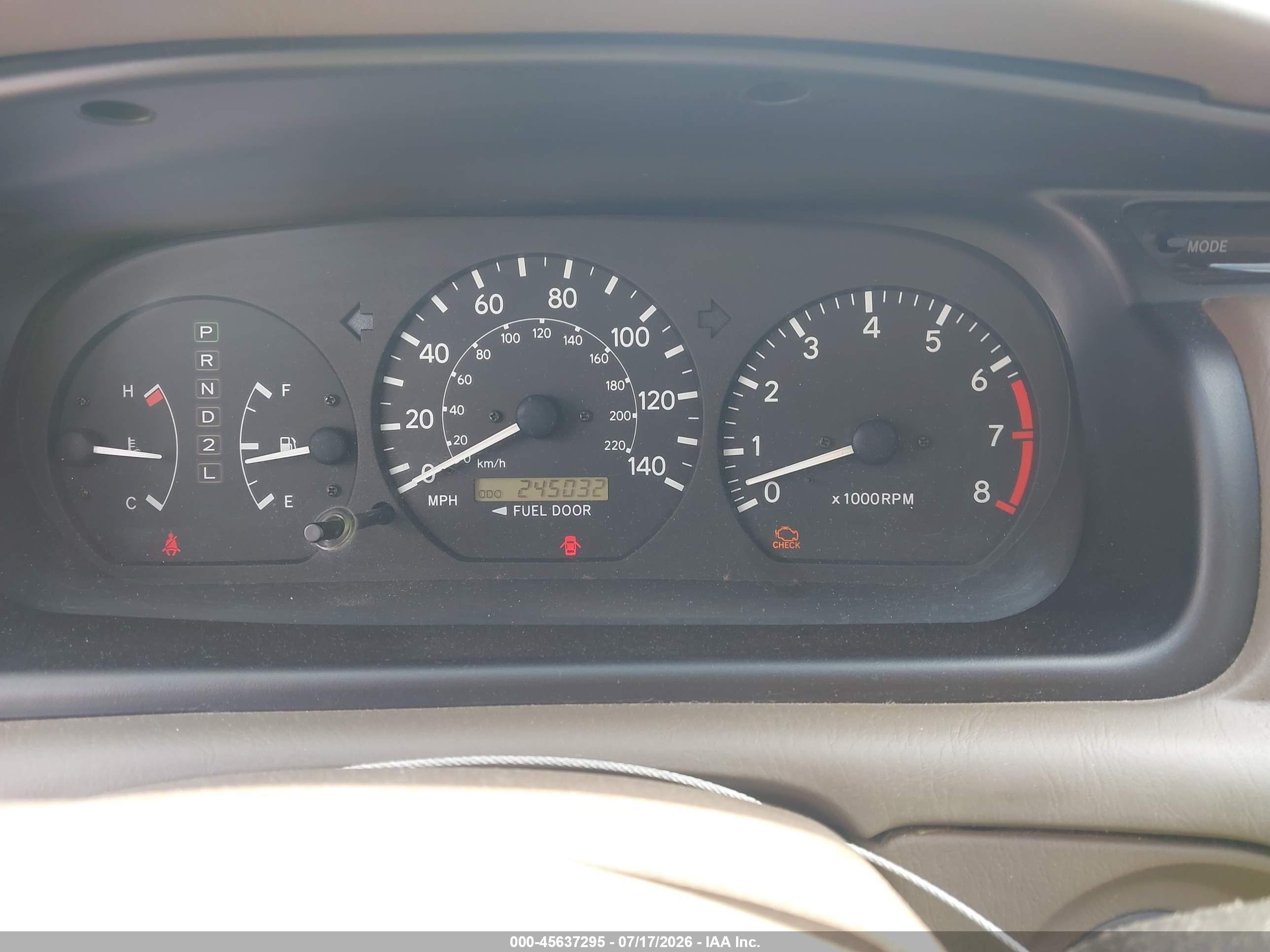 2001 Toyota Camry Le Gold vin: 4T1BG22K11U093941