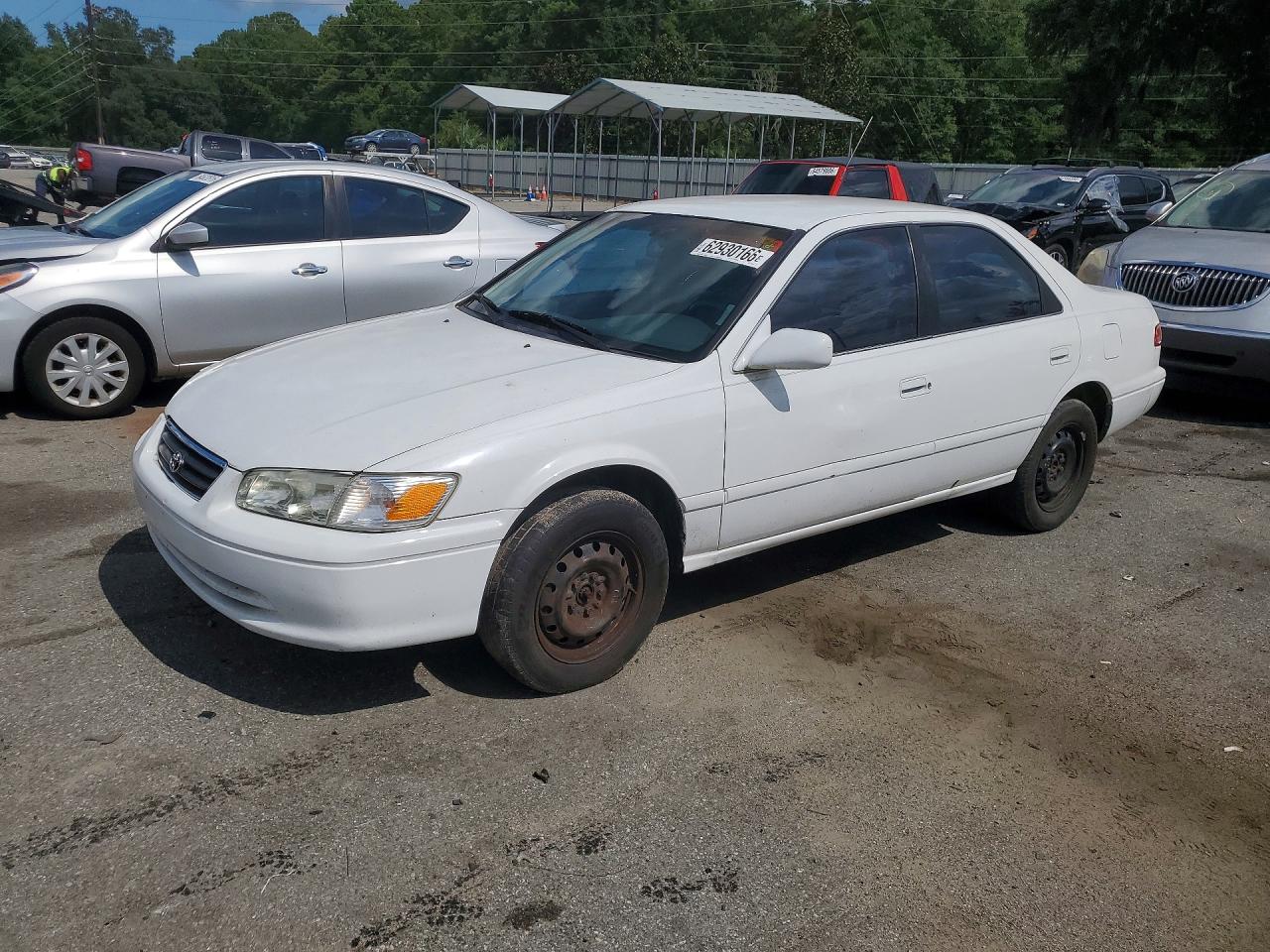 2001 Toyota Camry Le White vin: 4T1BG22K11U764797