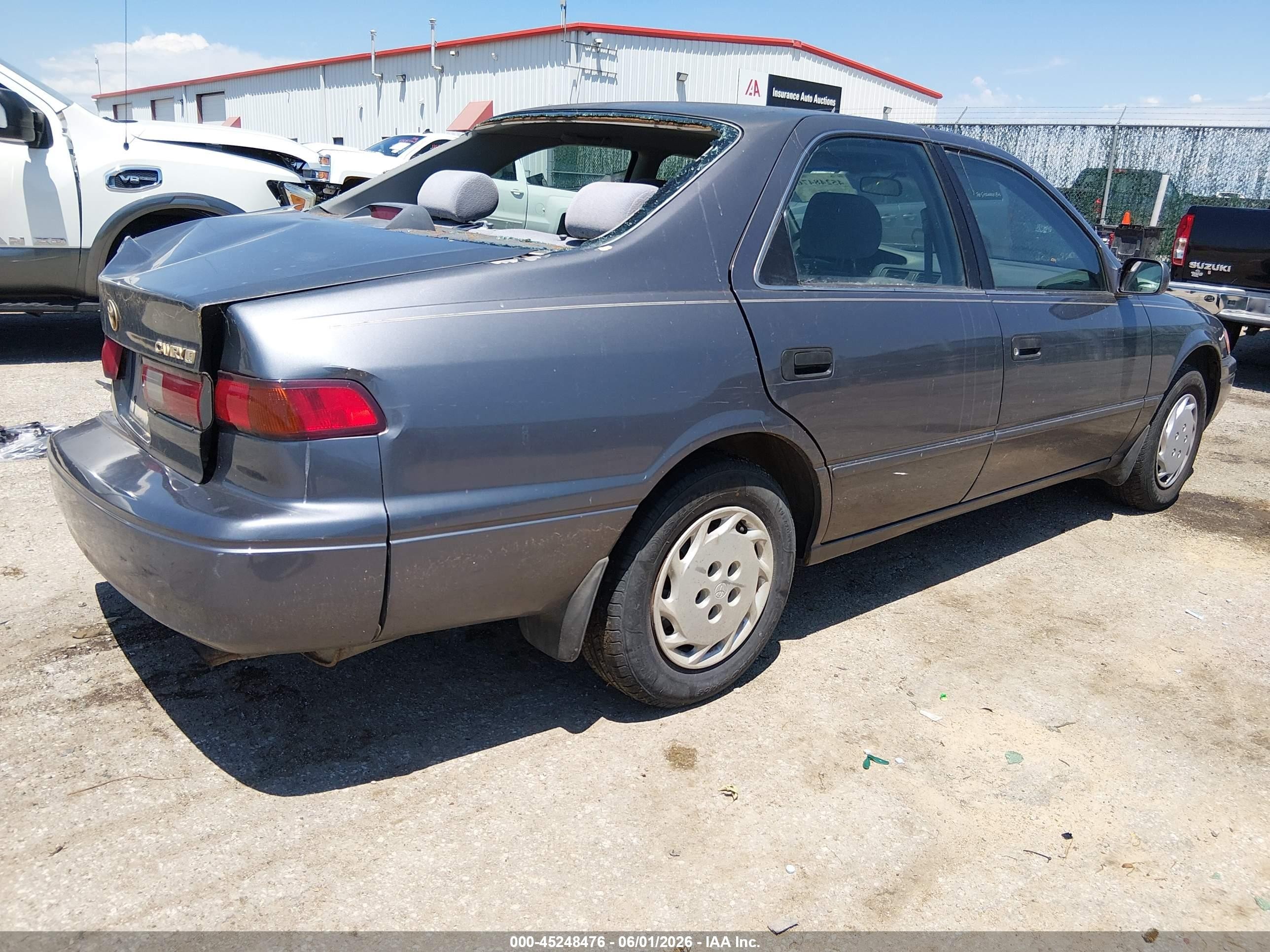 1997 Toyota Camry Le Gray vin: 4T1BG22K1VU178154