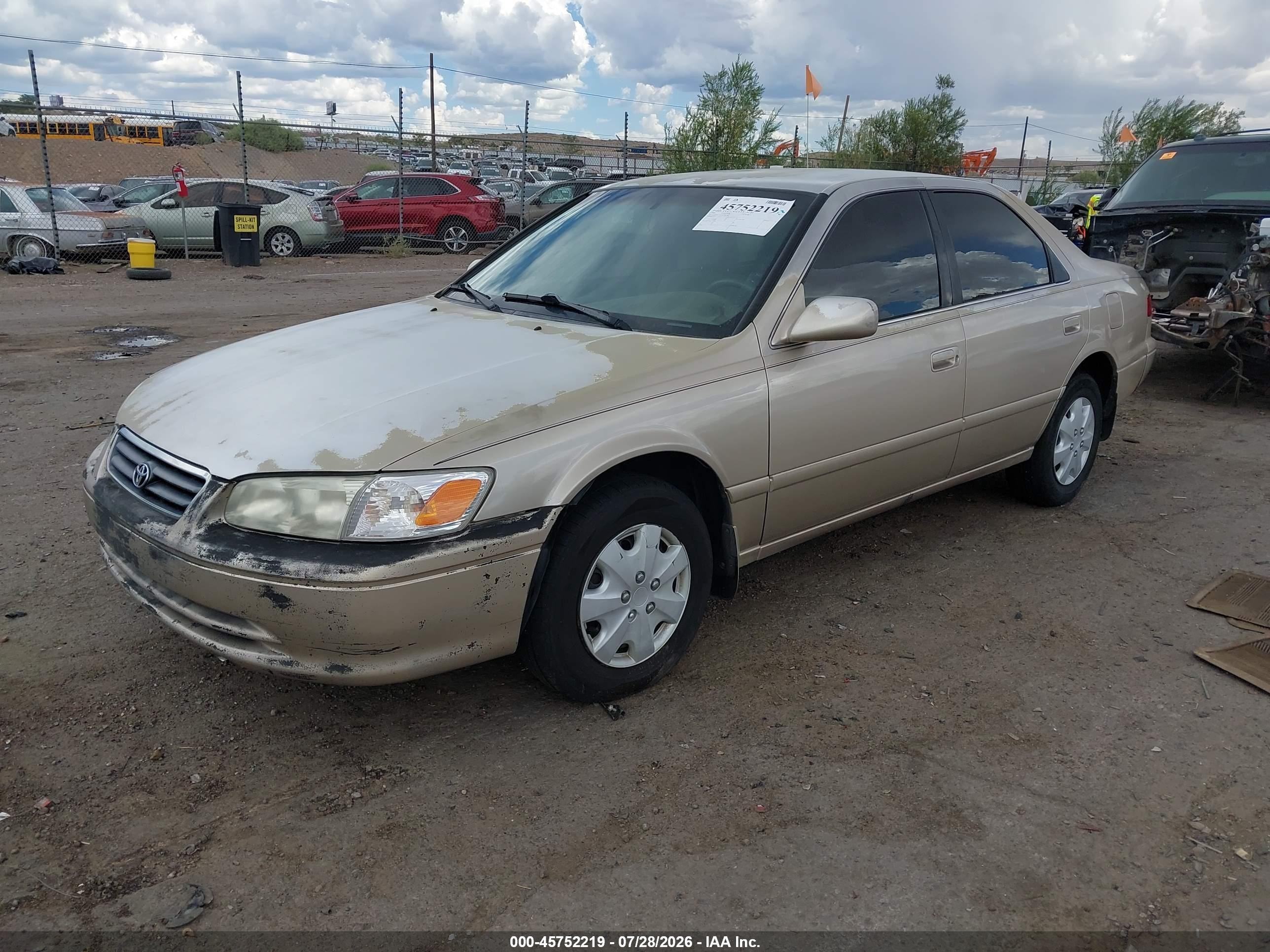 2000 Toyota Camry Ce Белый vin: 4T1BG22K1YU706716