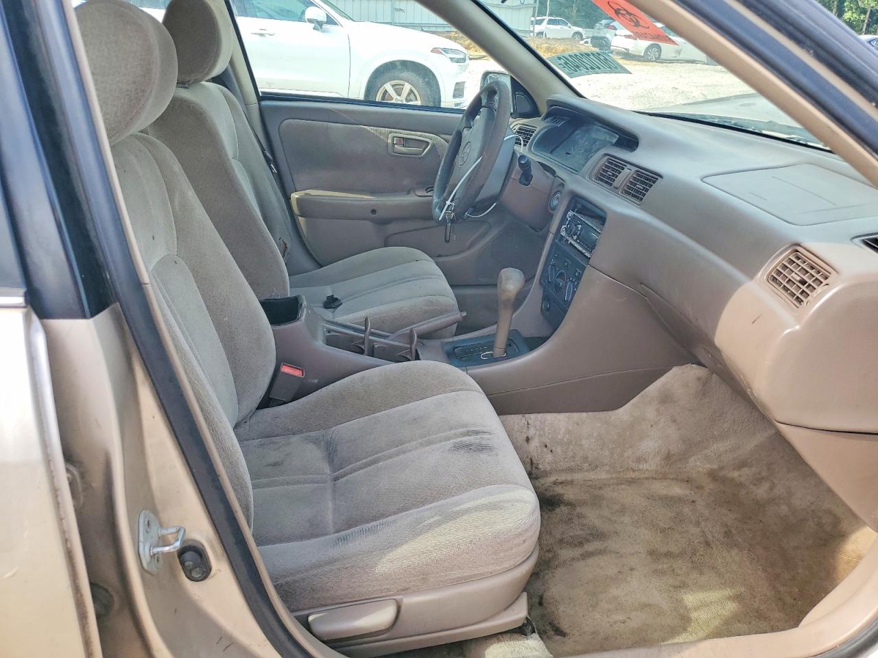 2000 Toyota Camry Le Beige vin: 4T1BG22K1YU743426