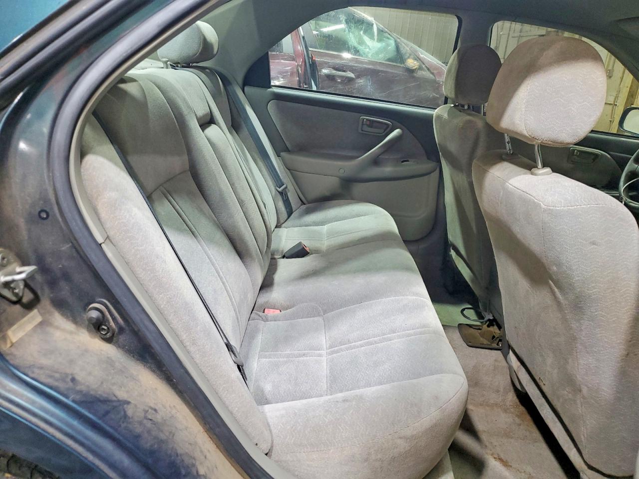 1997 Toyota Camry Le Green vin: 4T1BG22K2VU778035