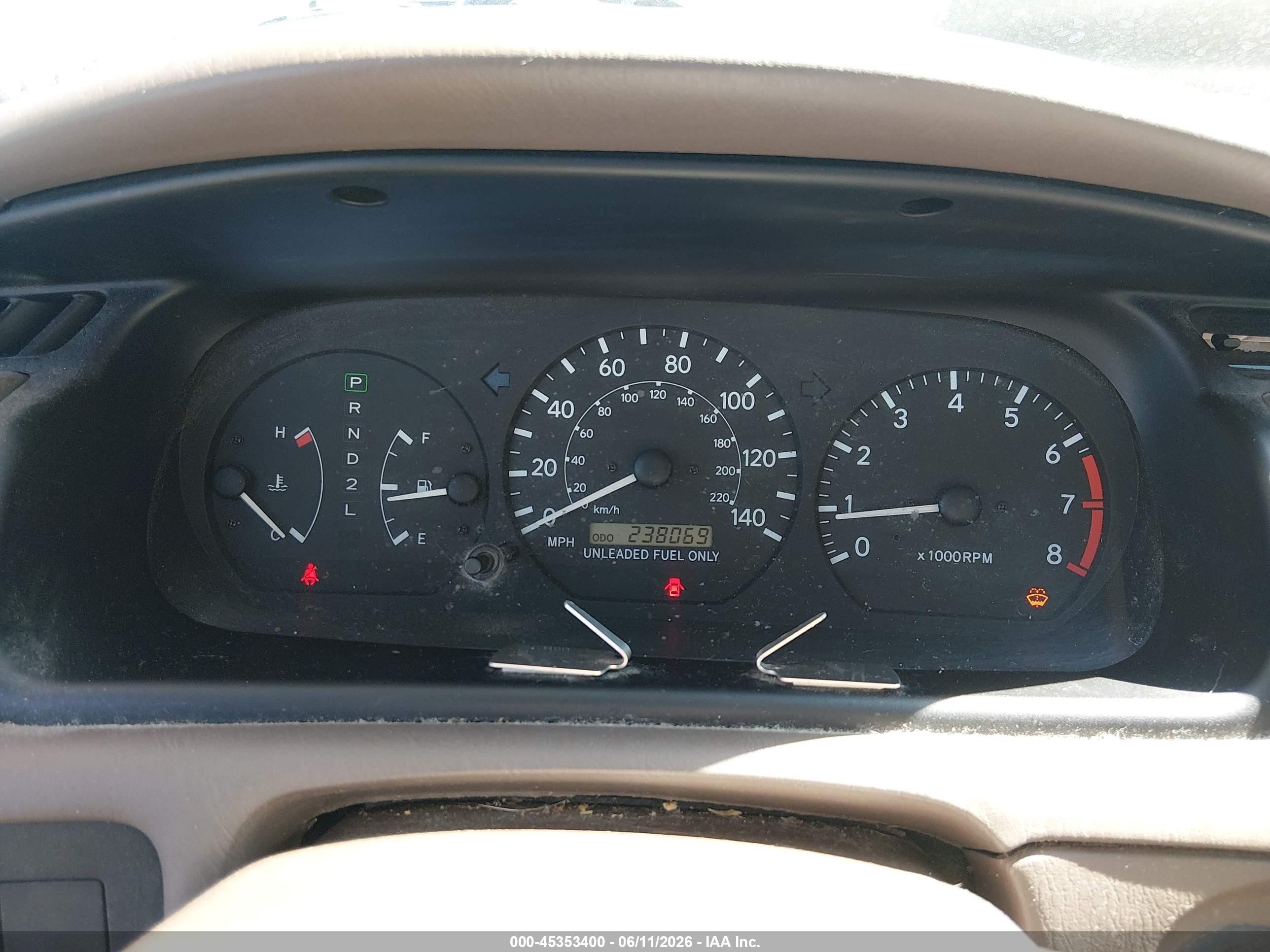 1998 Toyota Camry Le Red vin: 4T1BG22K2WU856640