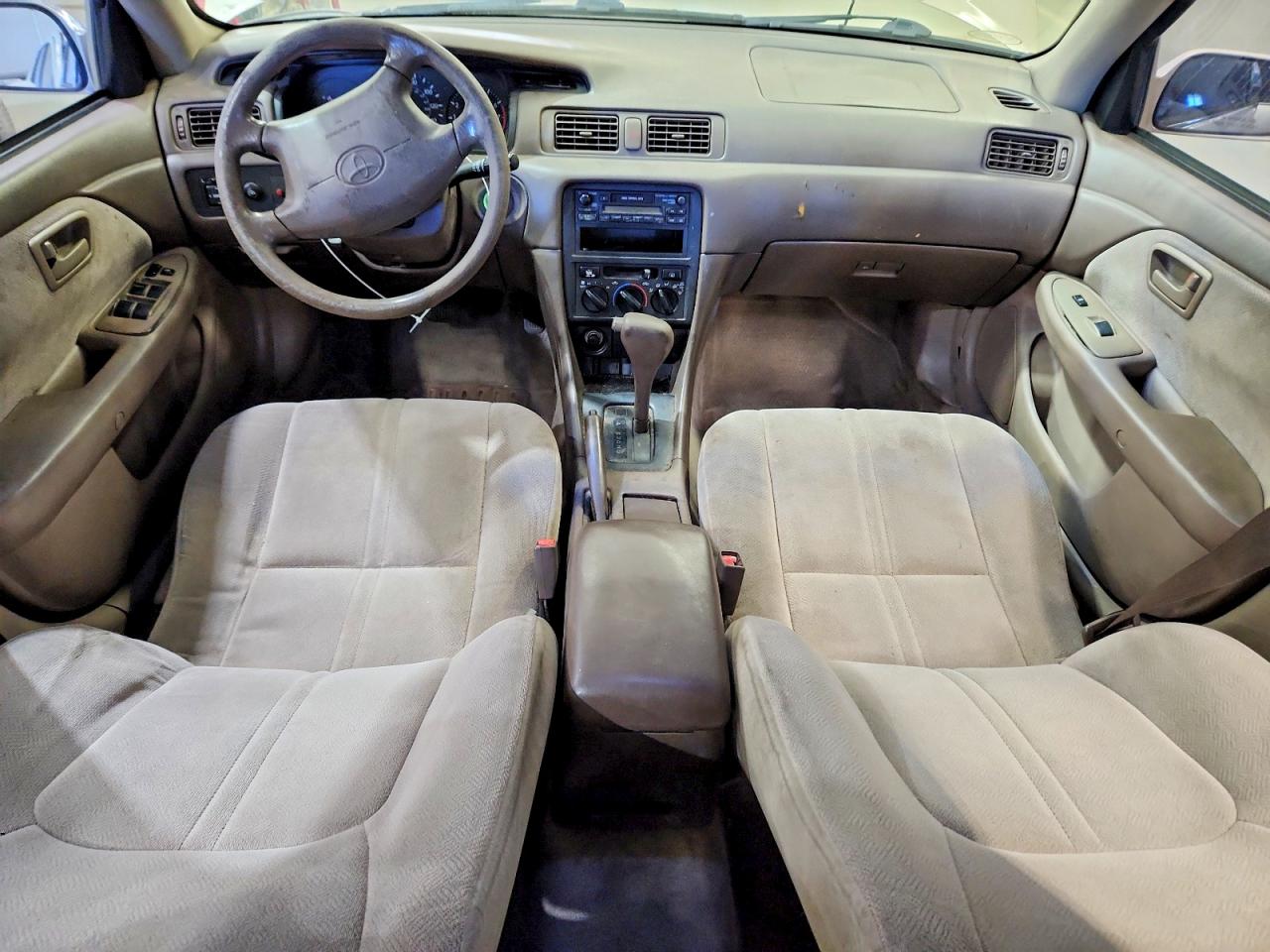 1999 Toyota Camry Ce Золотой vin: 4T1BG22K2XU511335