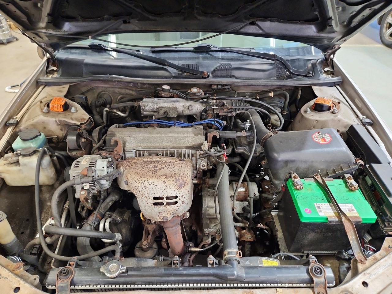 1999 Toyota Camry Ce Золотой vin: 4T1BG22K2XU511335
