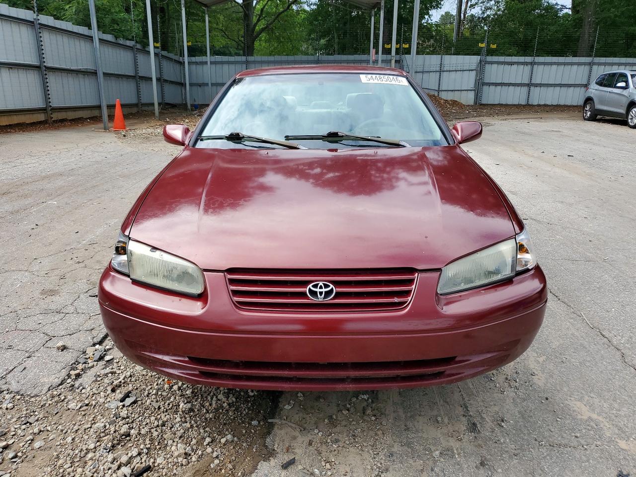 1999 Toyota Camry Le Бордовый vin: 4T1BG22K2XU616604