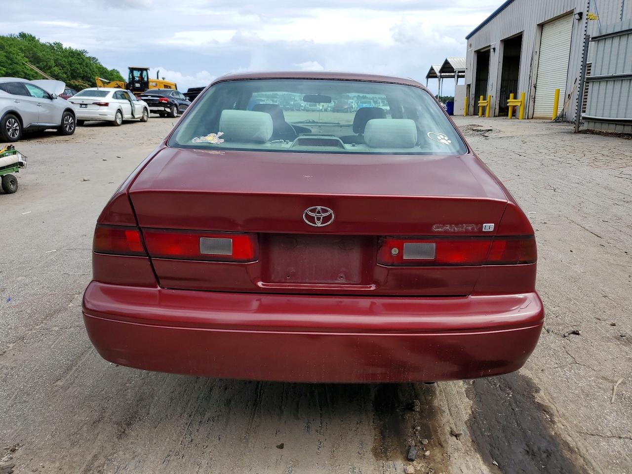 1999 Toyota Camry Le Бордовый vin: 4T1BG22K2XU616604