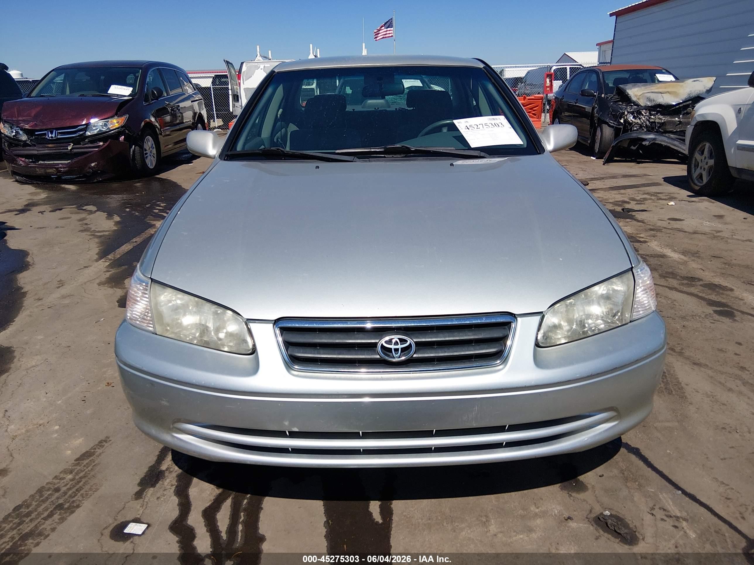 2000 Toyota Camry Le Silver vin: 4T1BG22K2YU656991