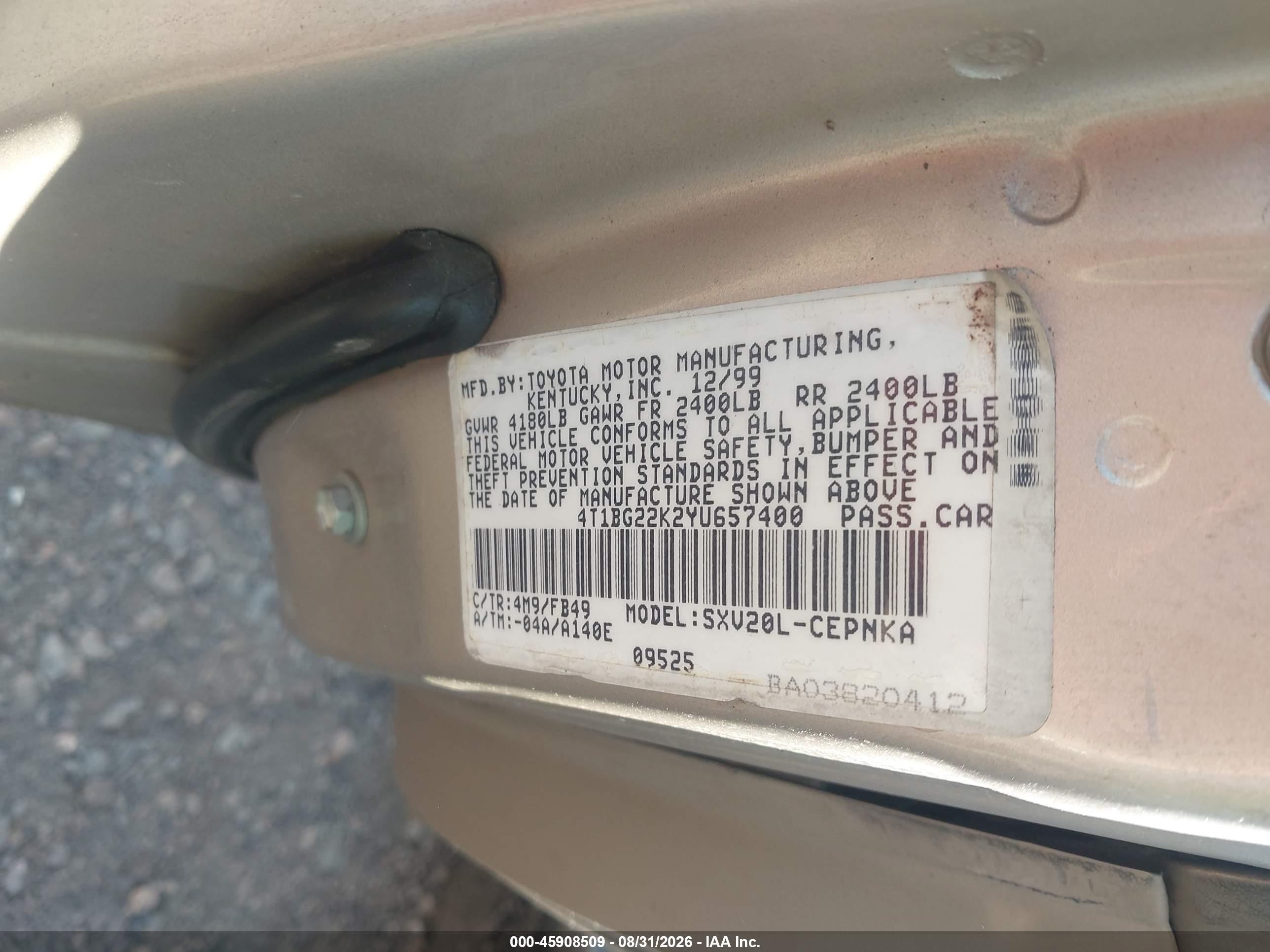 2000 Toyota Camry Le Silver vin: 4T1BG22K2YU657400